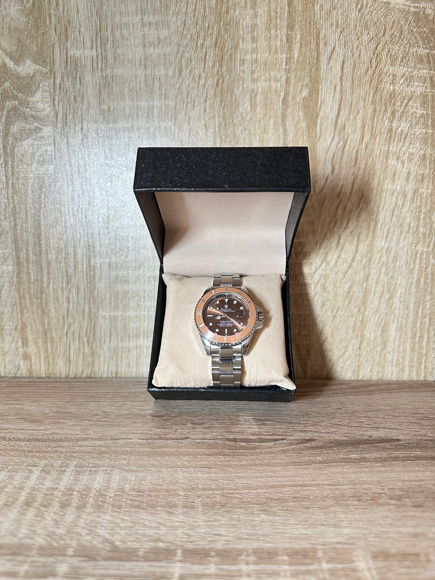 ROLEX PERPETUAL DATE BOITE SIMPLE