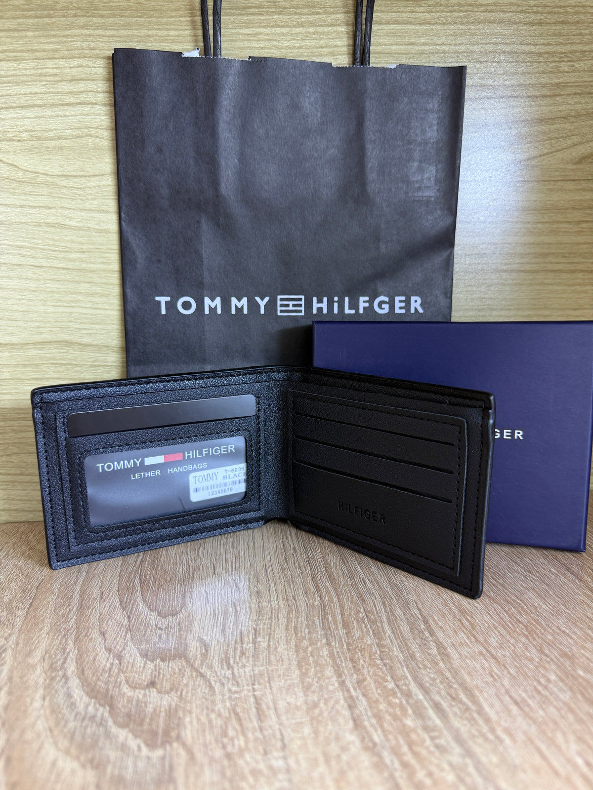 PORTE MONNAIE HOMMES TOMMY 6 AVEC SACHET