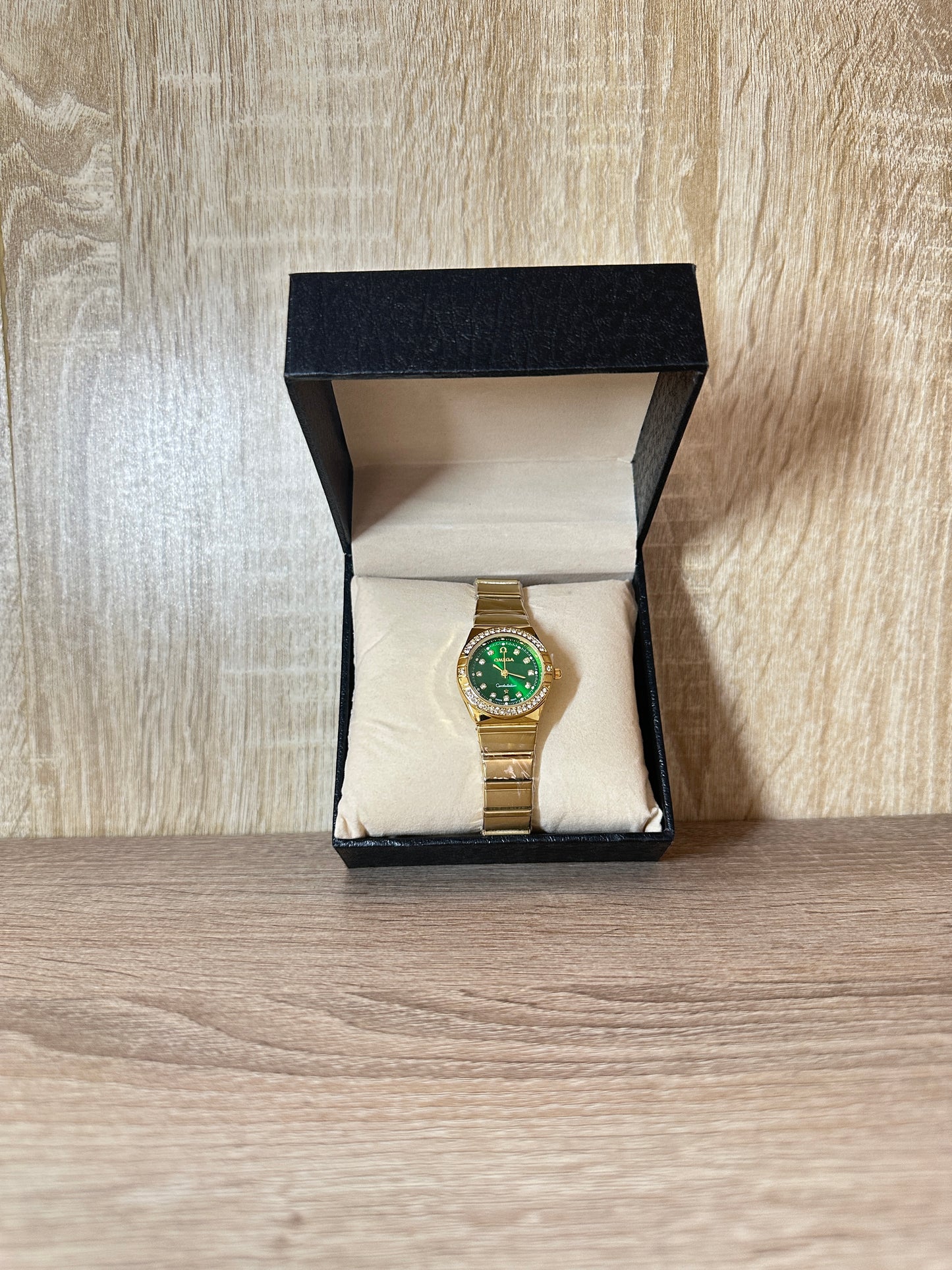 OMEGA FEMMES BOITE SIMPLE