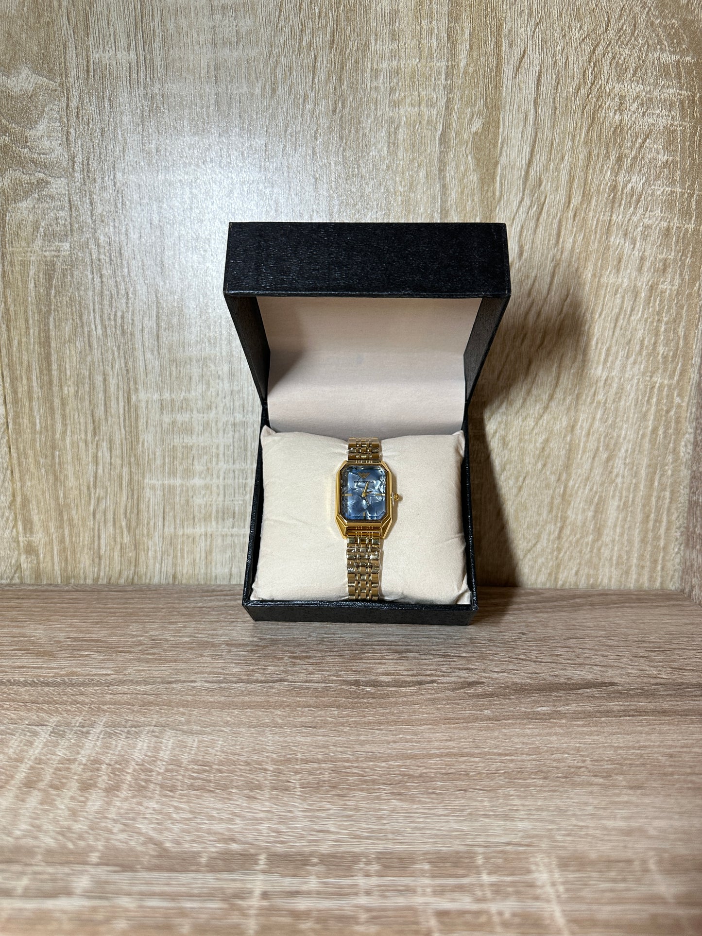 EMPORIO ARMANI 2025 FEMMES BOITE SIMPLE