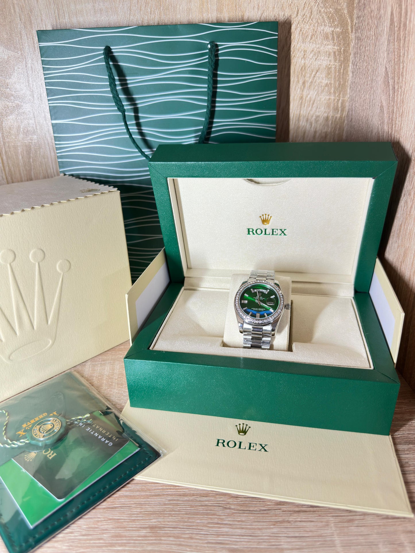 ROLEX DIAMONDS HOMMES 2025 COFFRET