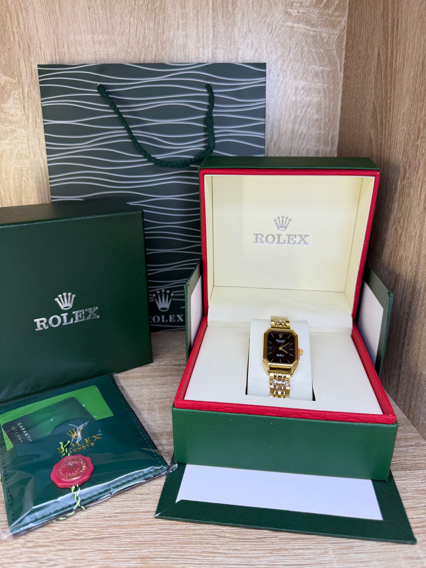 ROLEX FEMMES CELLINI GOLD/NOIR COFFRET