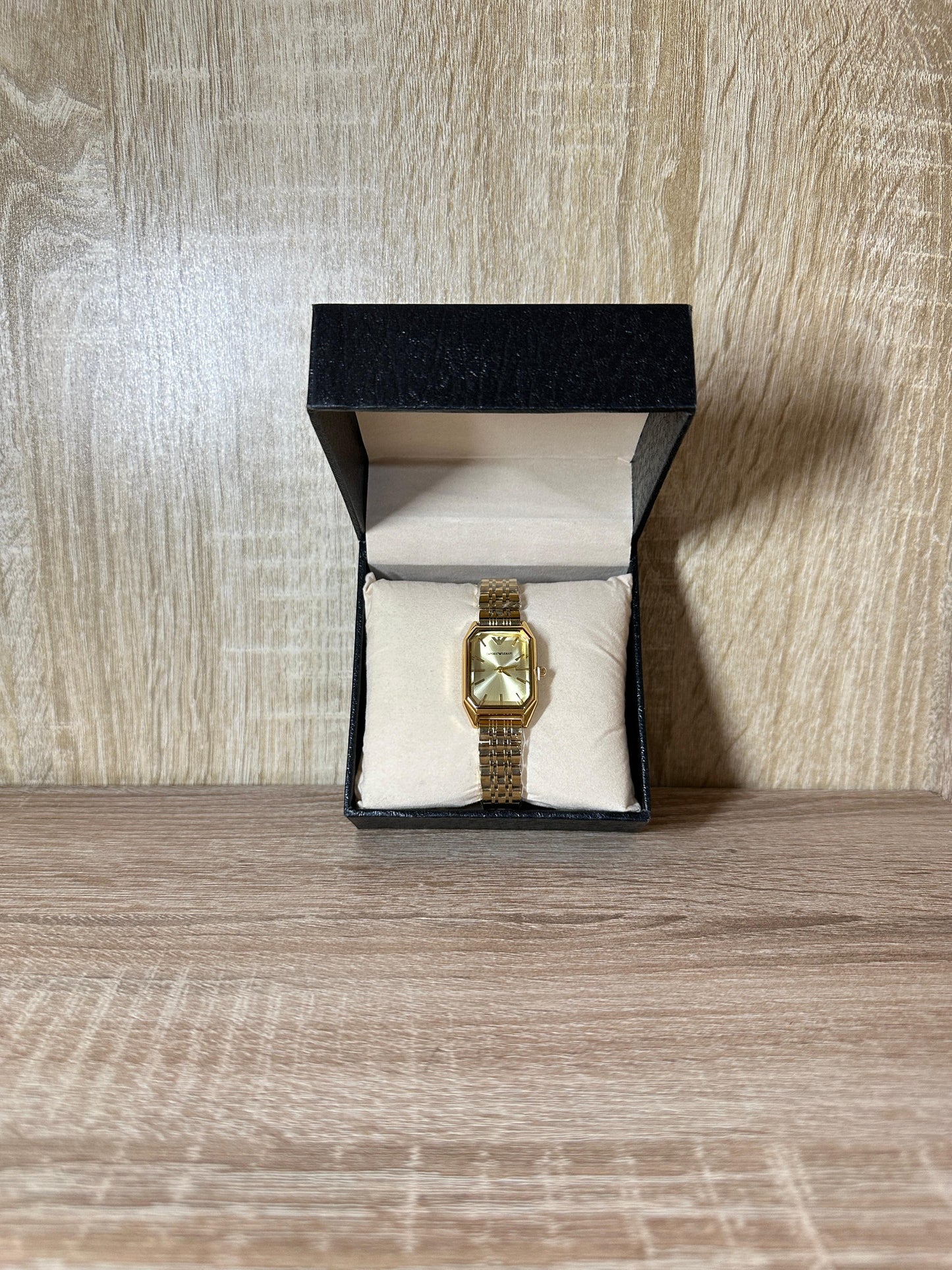 EMPORIO ARMANI 2025 FEMMES BOITE SIMPLE