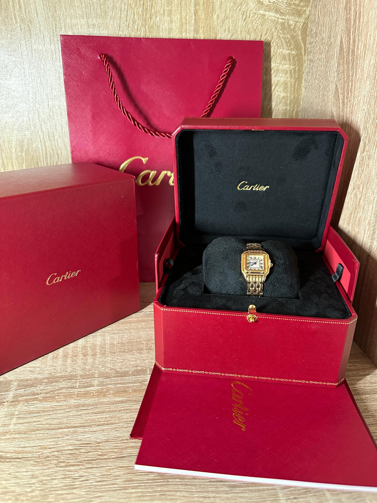 CARTIER CARRÉ CHIFFRE ROMAIN COFFRET