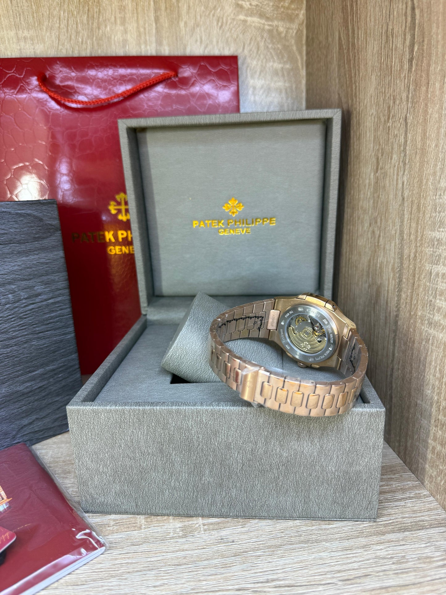 PATEK MASTER QUALITÉ ROSE GOLD AVEC COFFRET