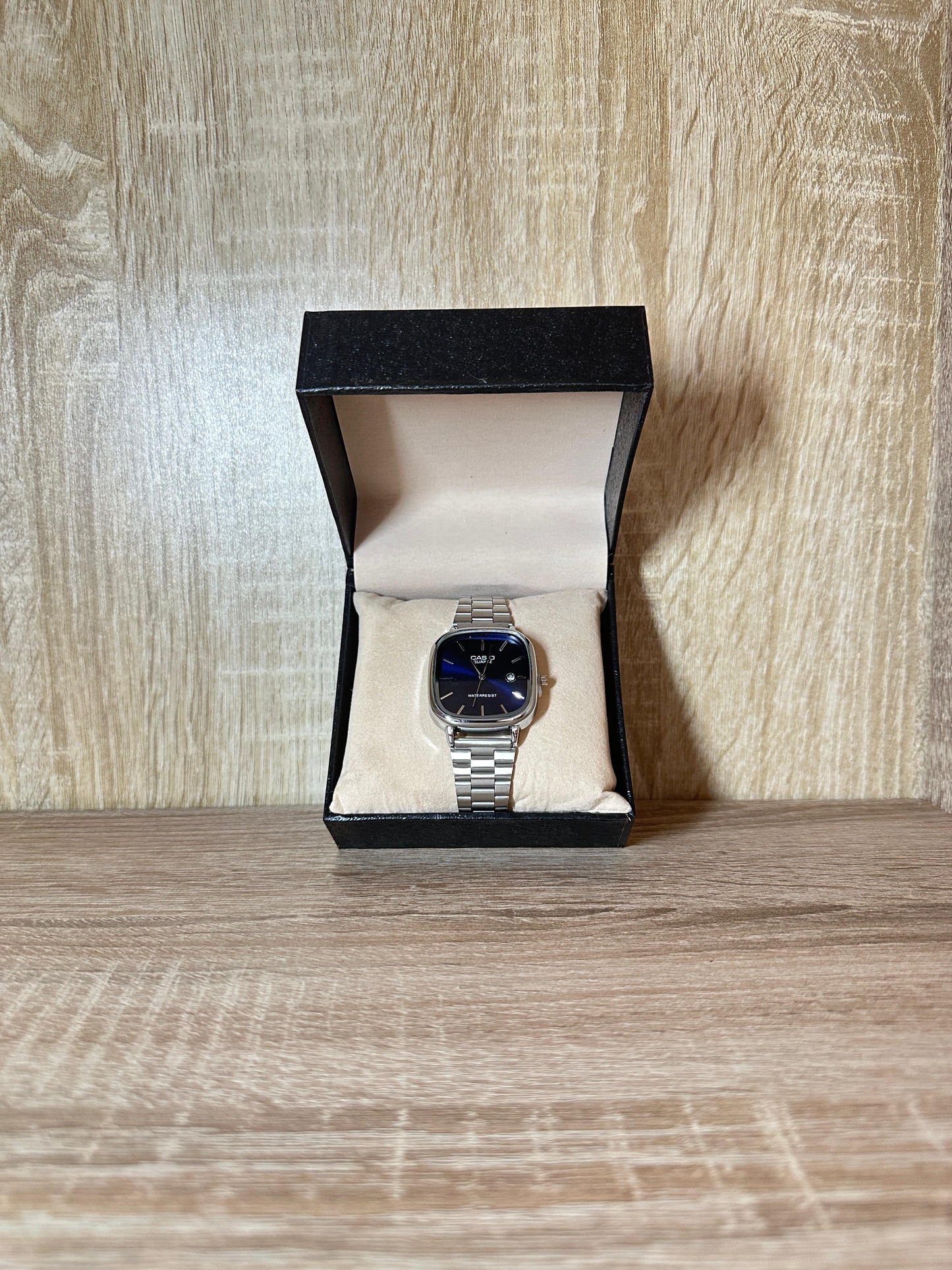 CASIO HOMMES CARRÉ ACIER