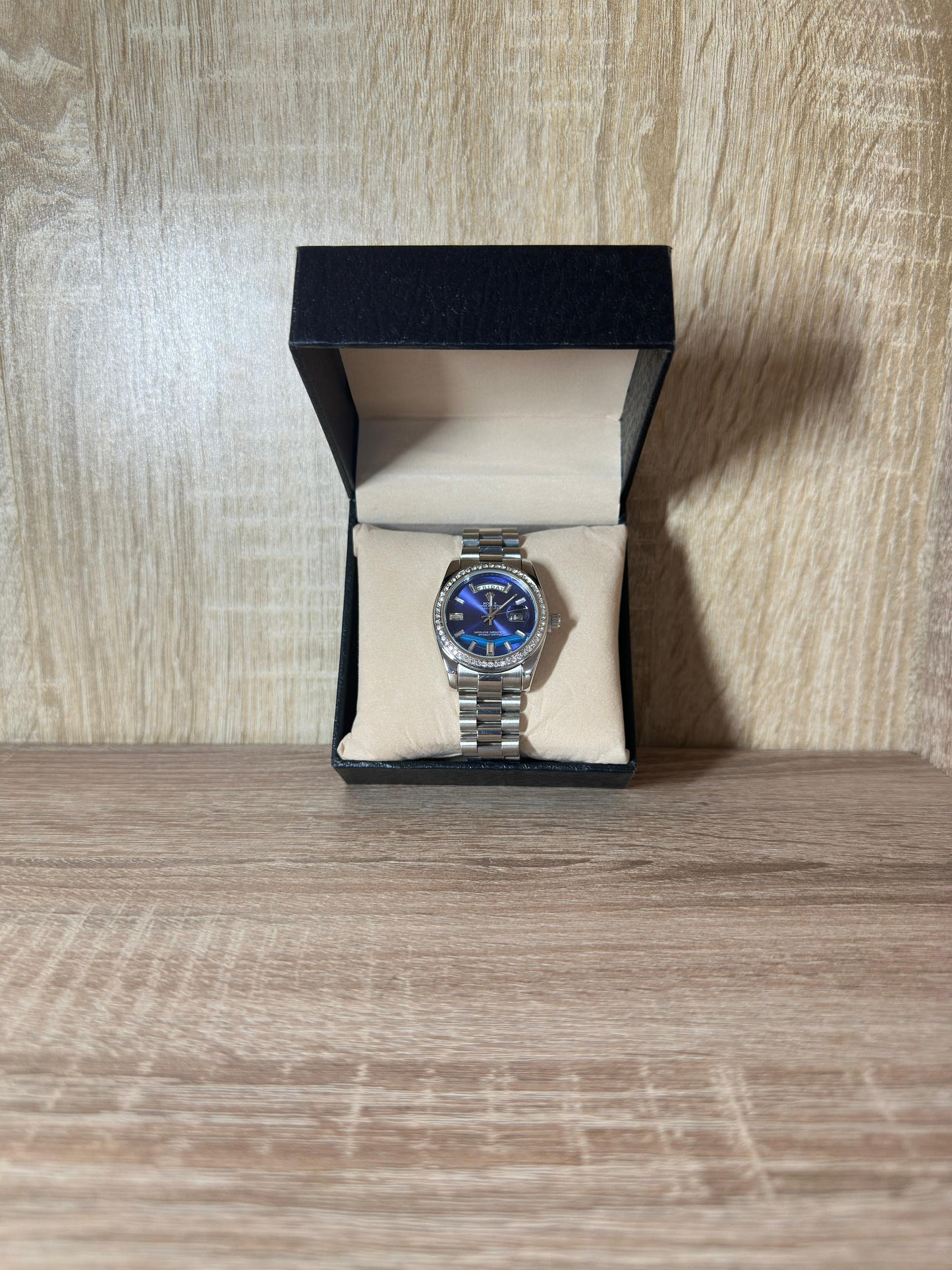 ROLEX DIAMONDS HOMMES 2025 BOITE SIMPLE