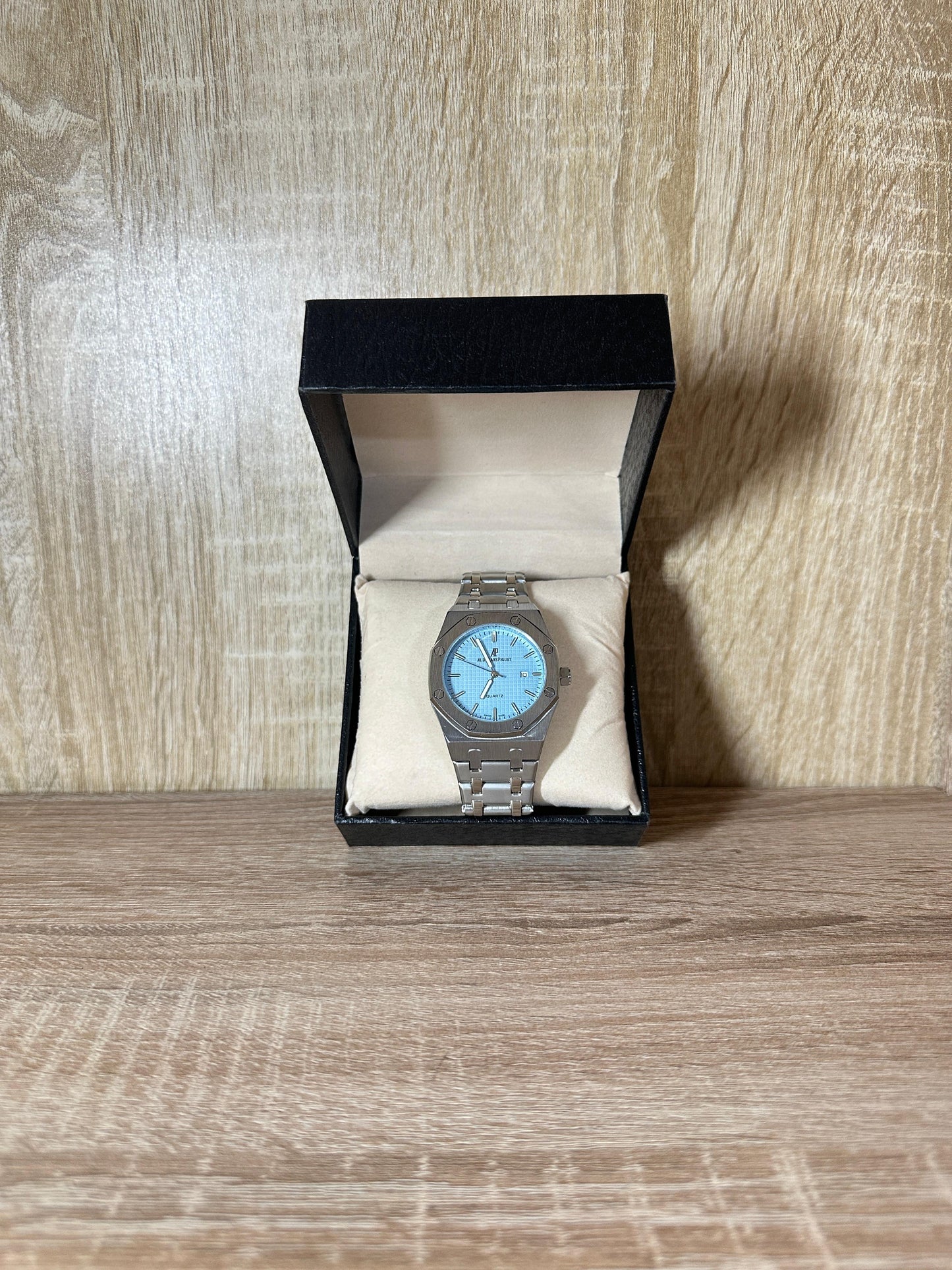AUDEMARS PIGUET HOMMES BOITE SIMPLE
