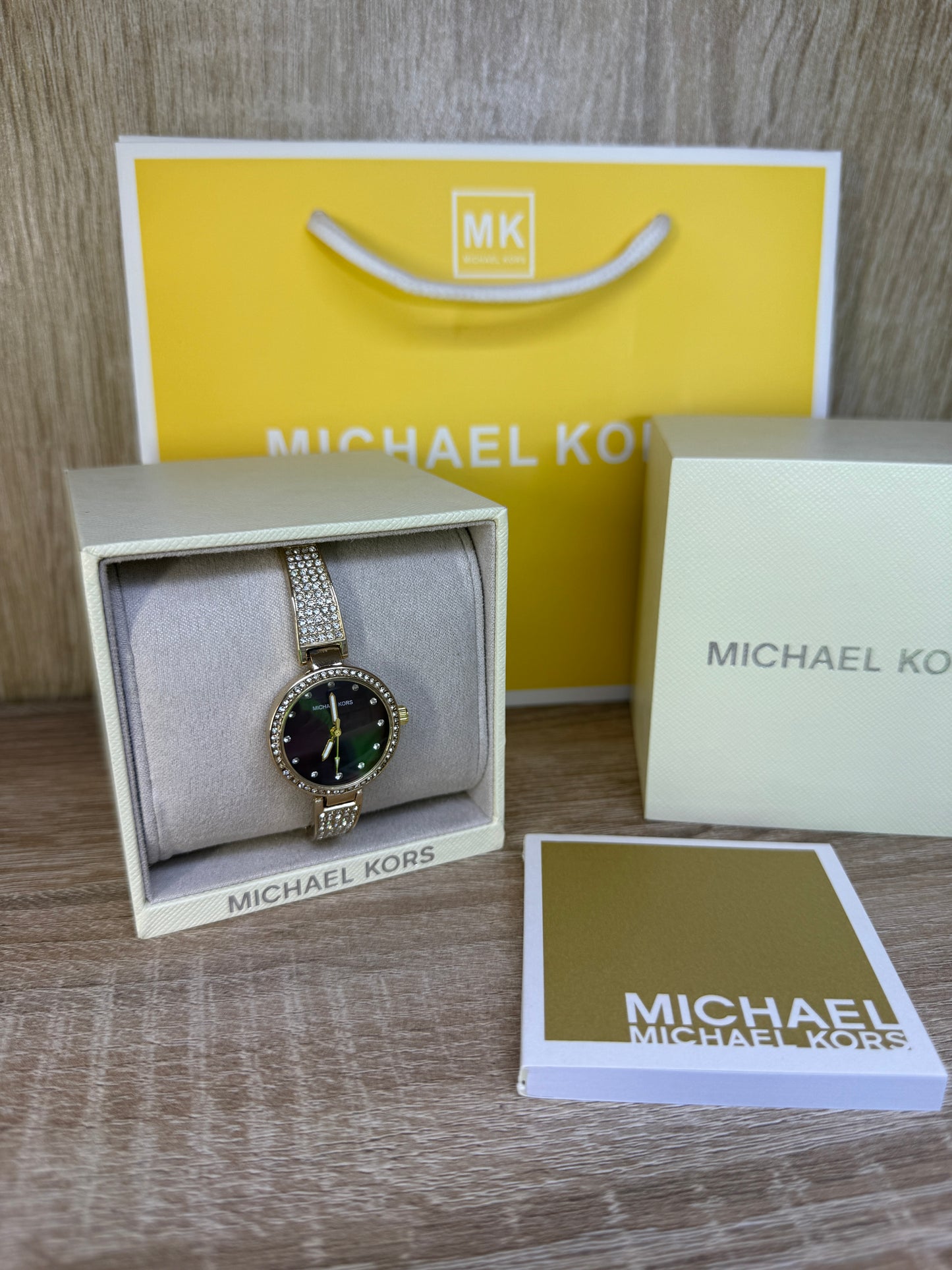 MK FEMMES 3 AVEC PACKAGING