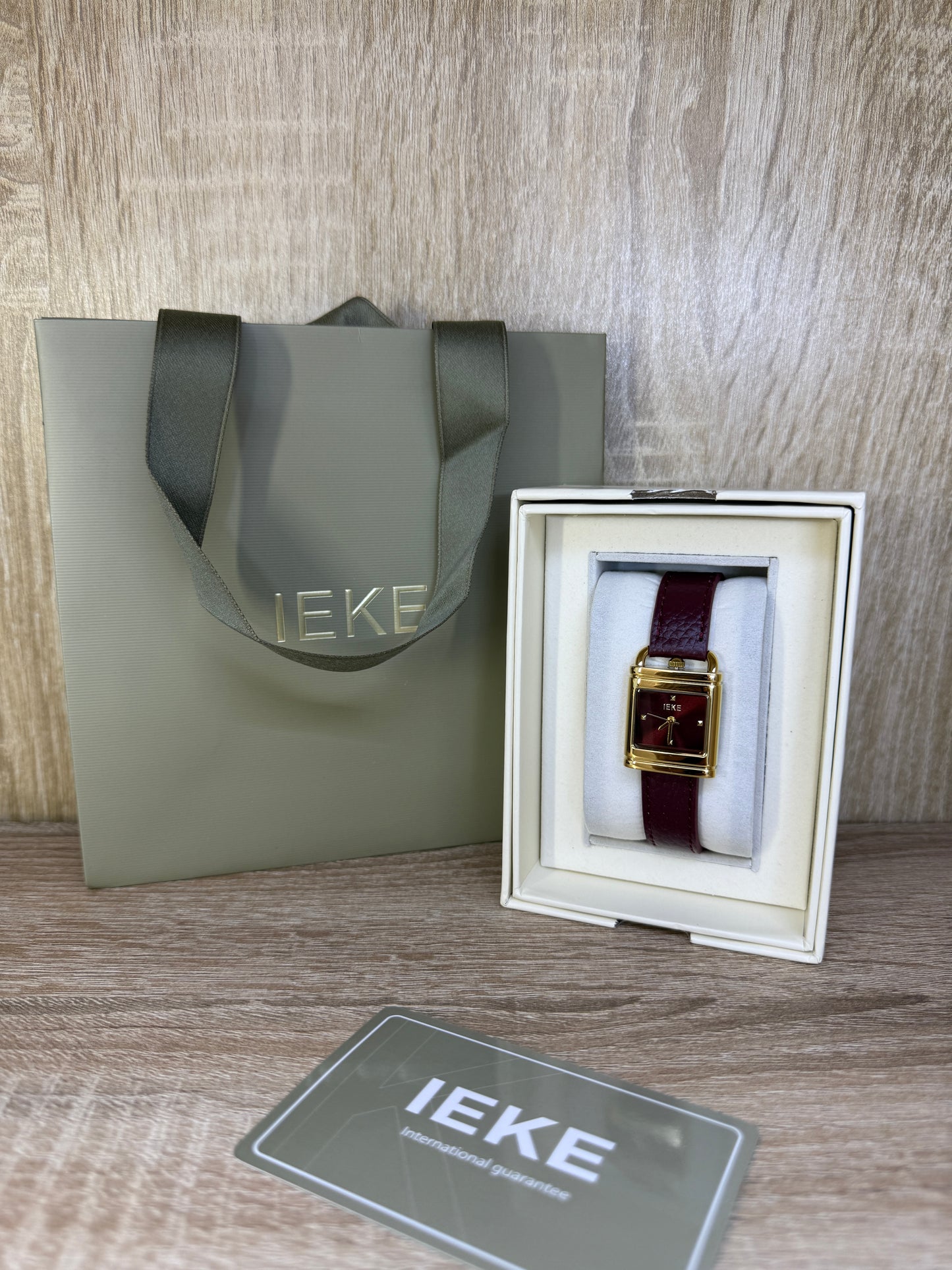 MONTRE FEMMES IEKE 23