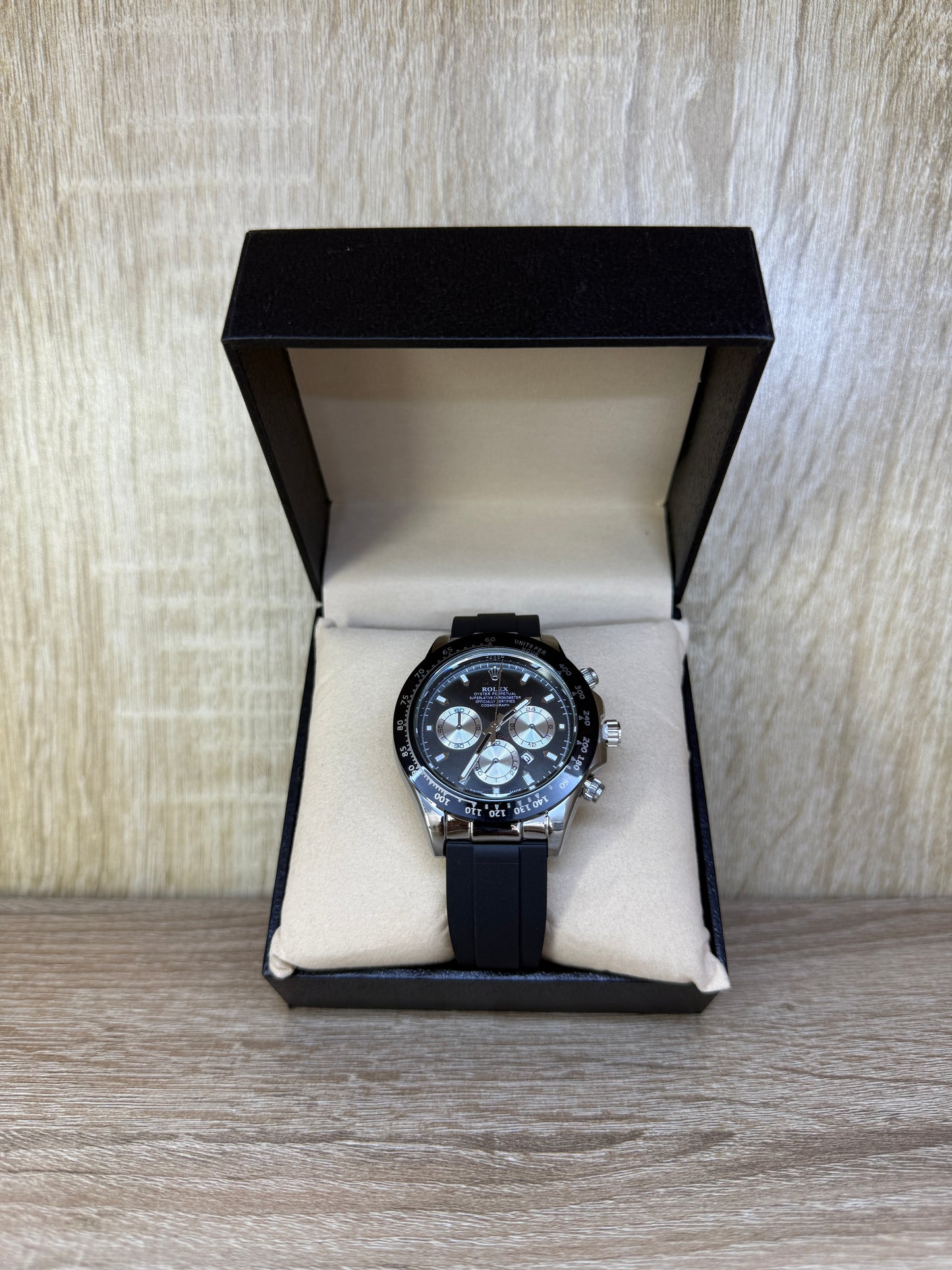 ROLEX DAYTONA HOMMES BOITE SIMPLE
