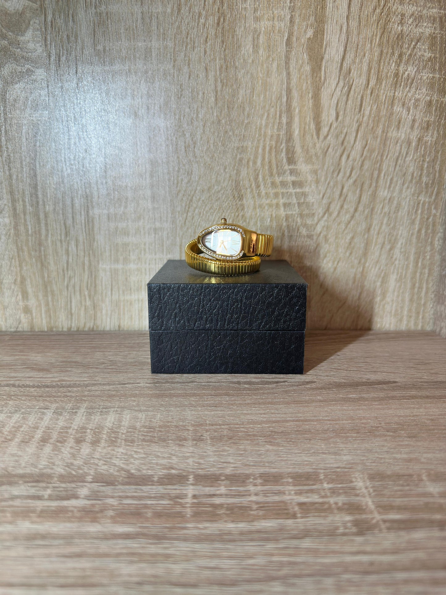 BVLGARI SERPENTI BRACELET BOITE SIMPLE