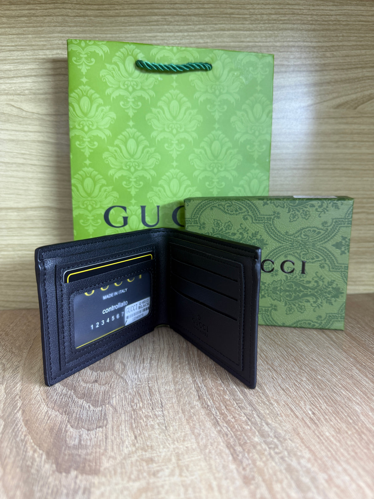 PORTE MONNAIE GUCCI HOMMES 1 AVEC SACHET
