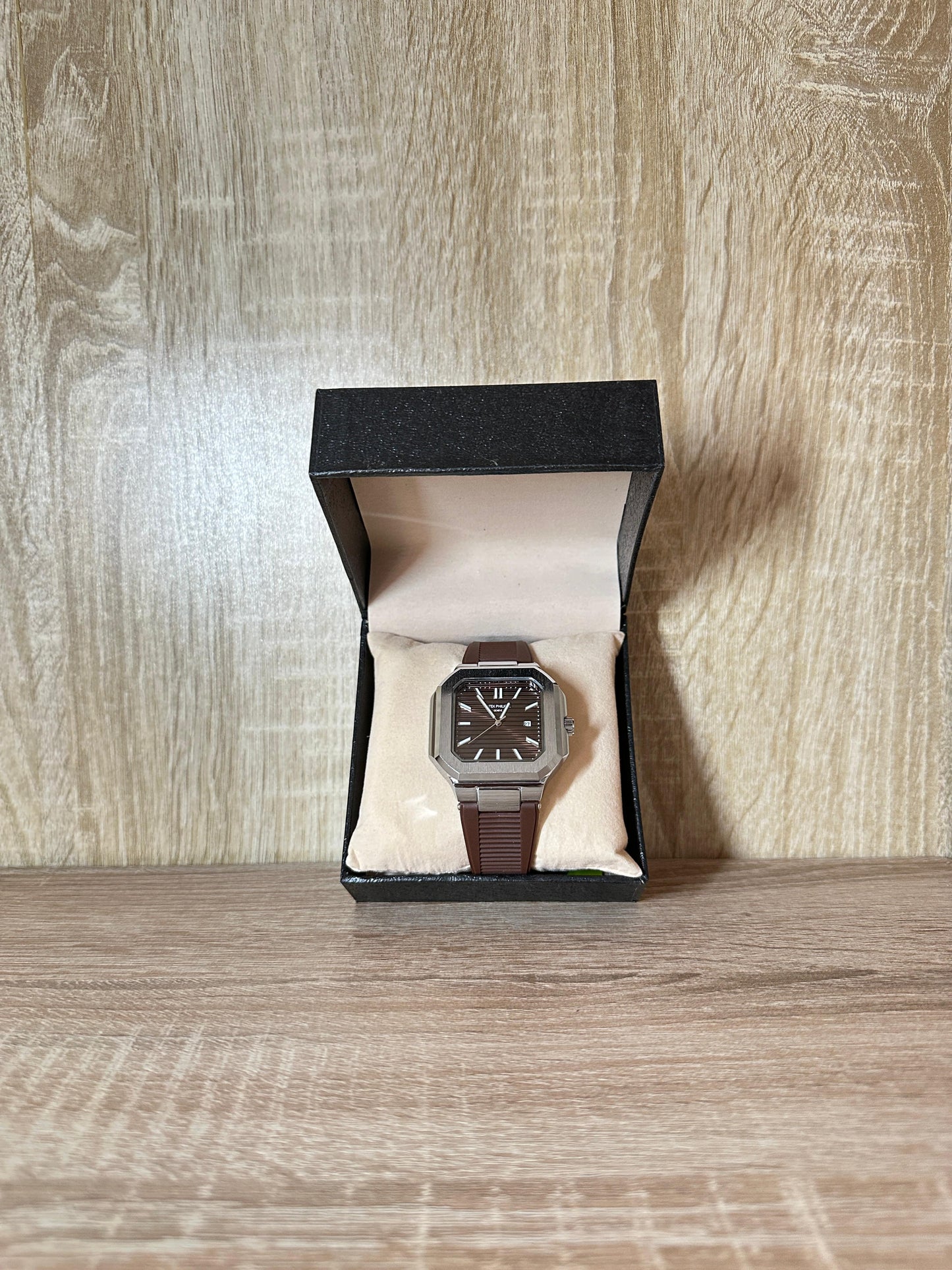 PATEK PHILIPPE CARRÉ SILICONE BOITE SIMPLE