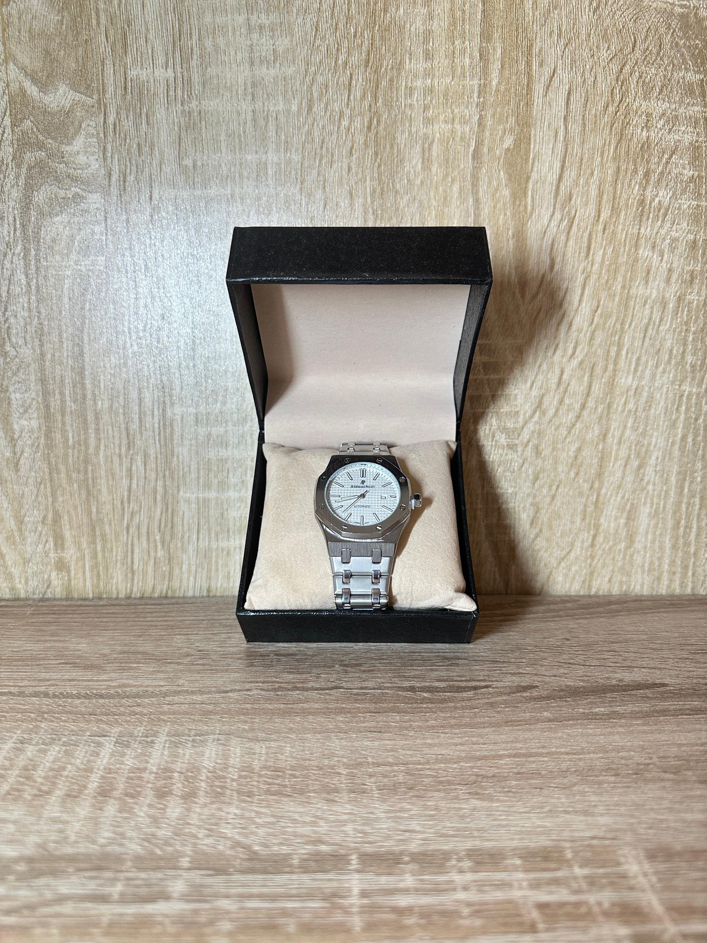 AUDEMARS PIGUET HOMMES BOITE SIMPLE