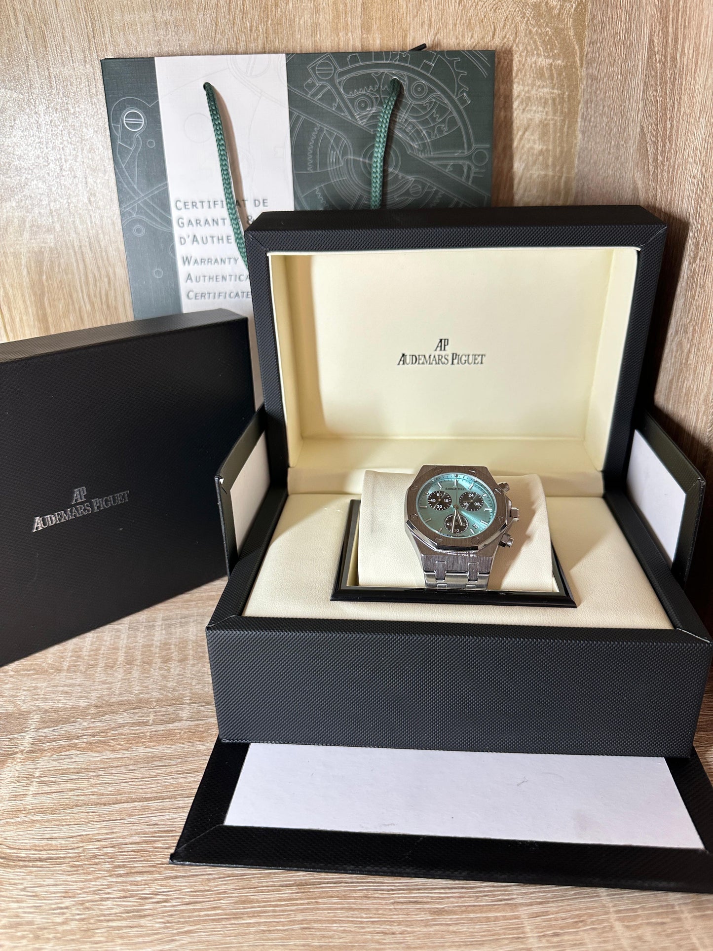 AUDEMARS PIGUET CHRONOGRAPH COFFRET