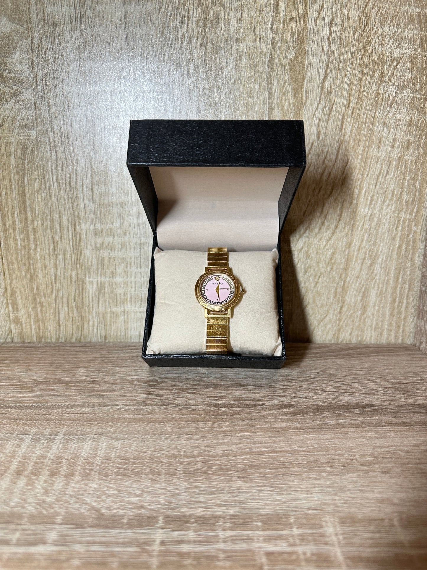 VERSACE FEMME CERCLE BOITE SIMPLE