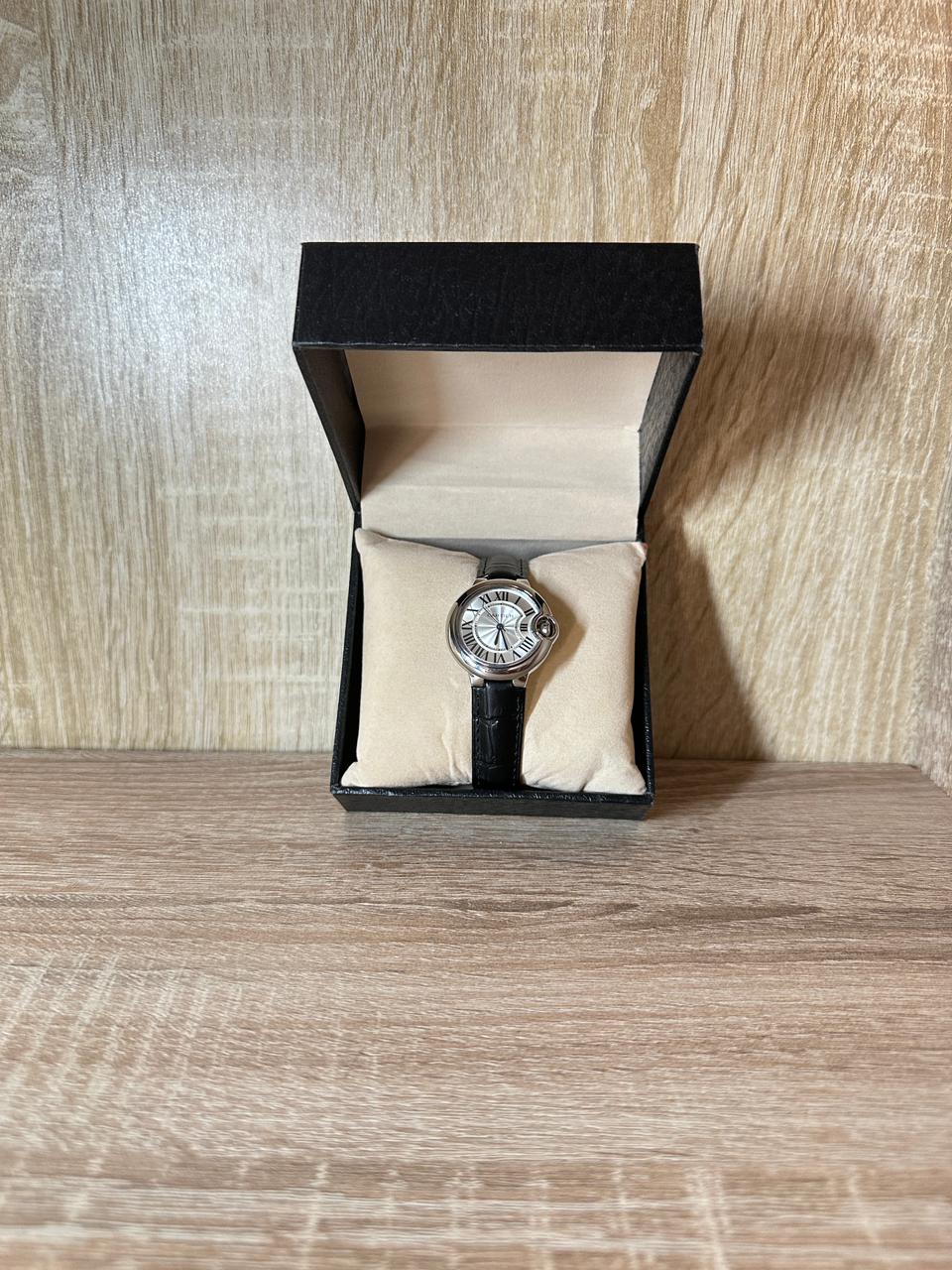 CARTIER CUIR UNISEX BOUTON BOITE SIMPLE