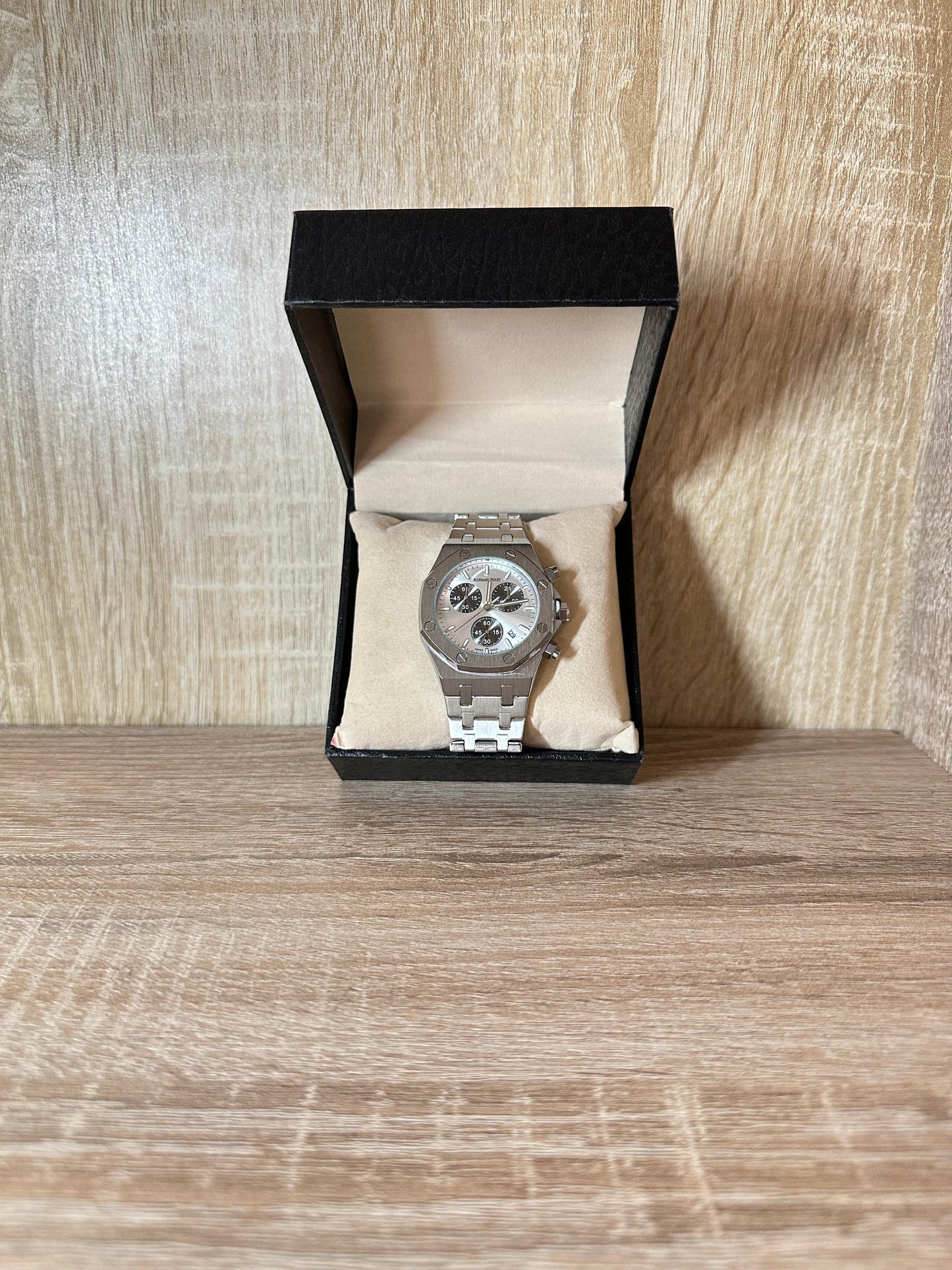 AUDEMARS PIGUET CHRONOGRAPH BOITE SIMPLE