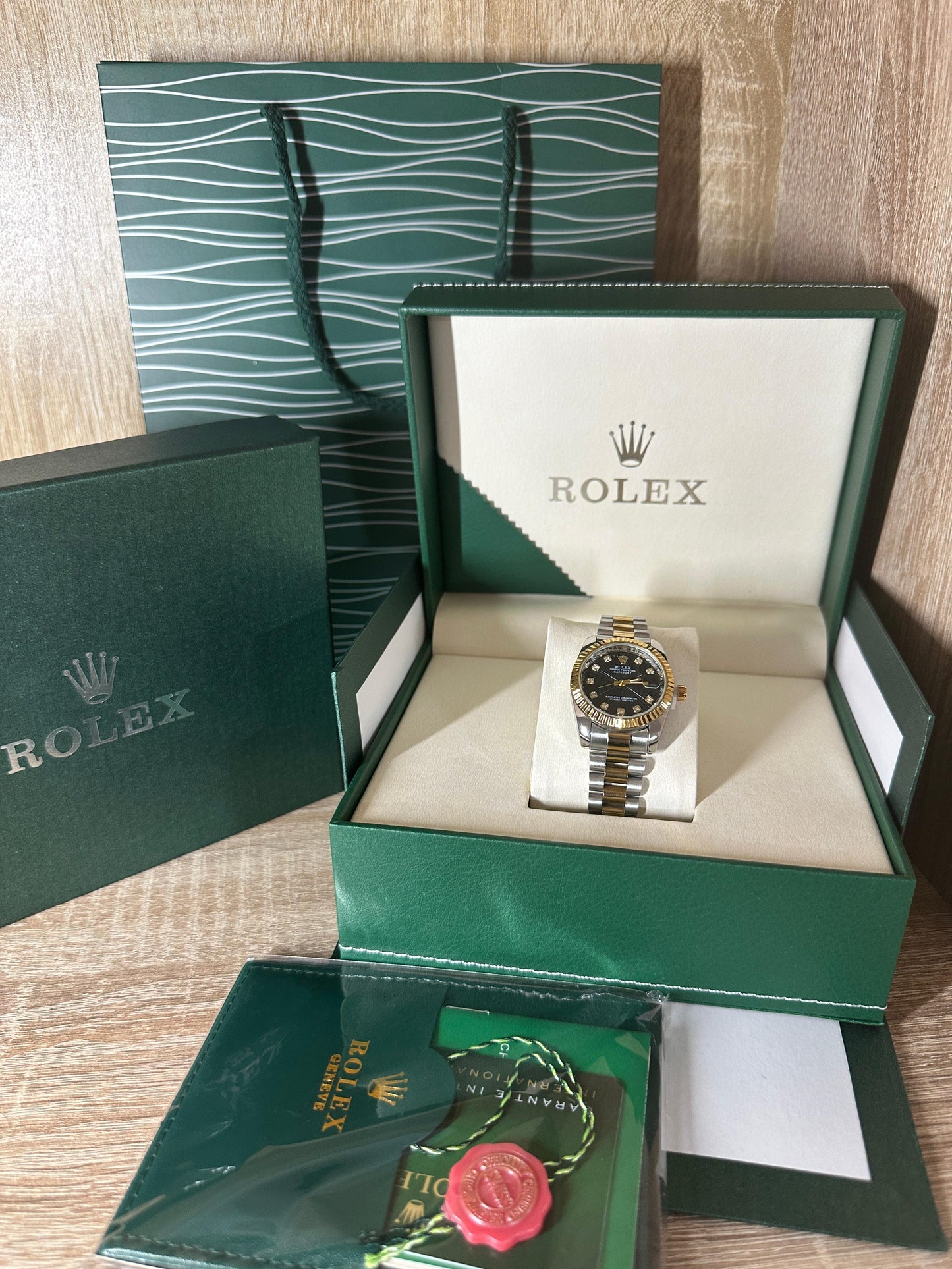 ROLEX FEMMES GRIS/GOLD TB NOIR 2025 COFFRET