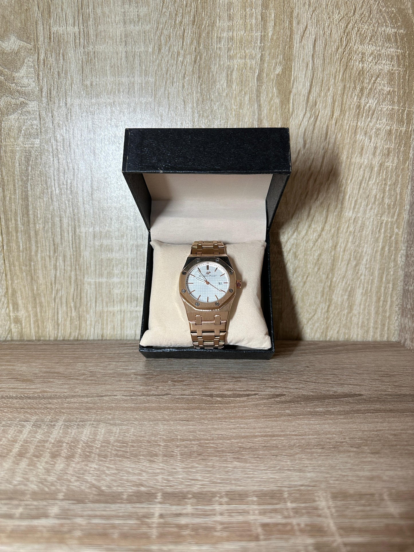 AUDEMARS PIGUET HOMMES BOITE SIMPLE