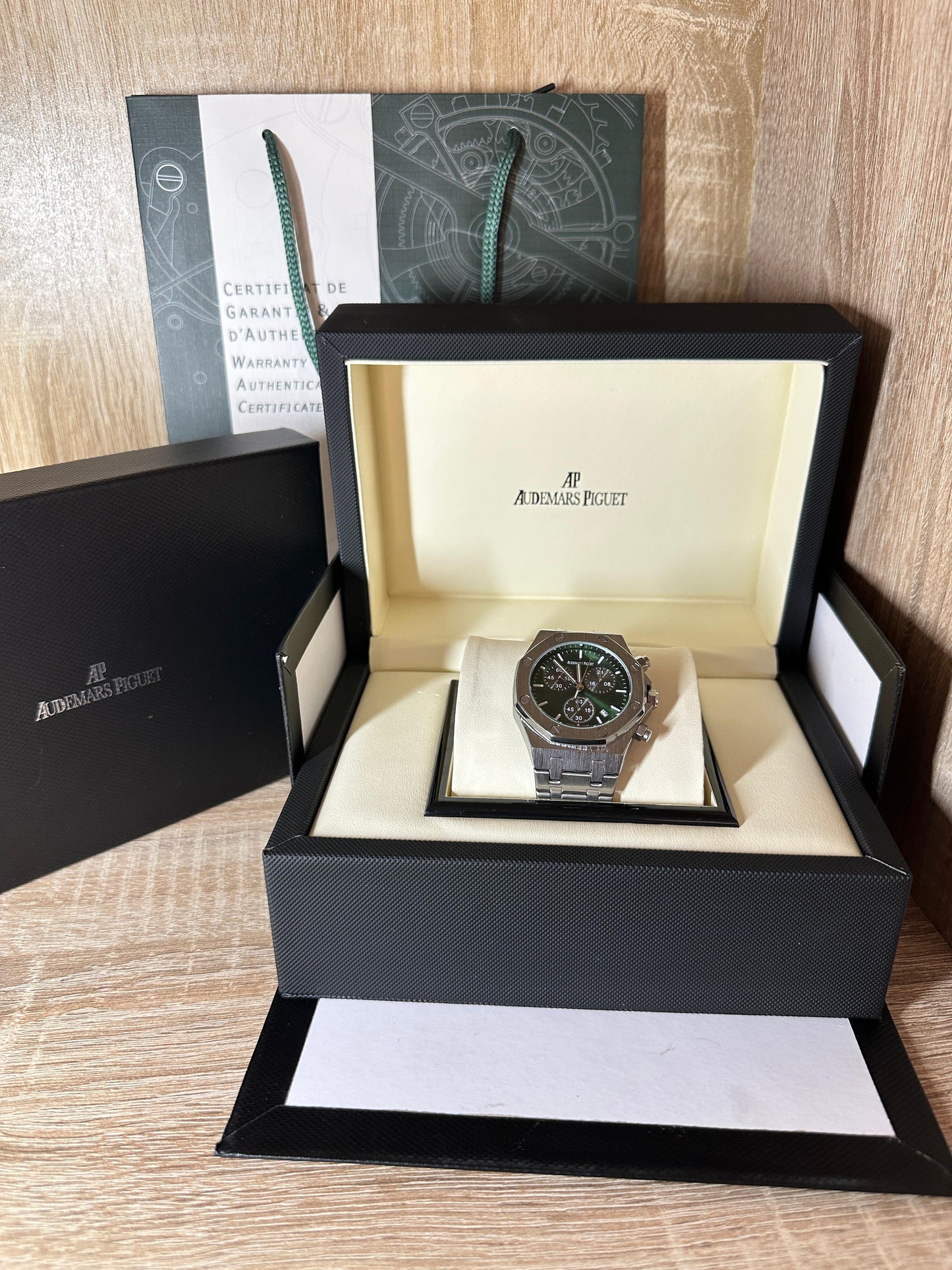 AUDEMARS PIGUET CHRONOGRAPH COFFRET