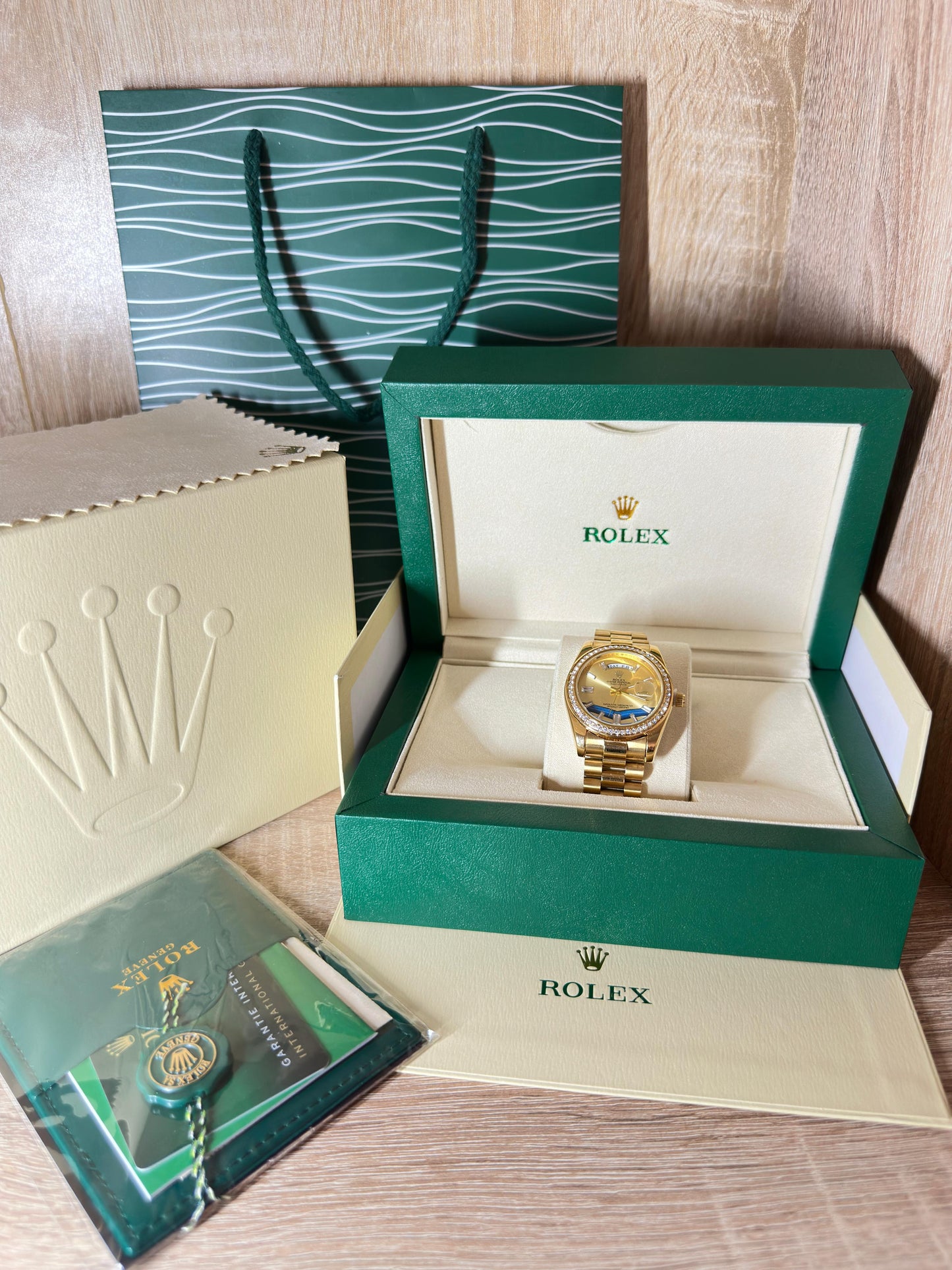 ROLEX DIAMONDS HOMMES 2025 COFFRET