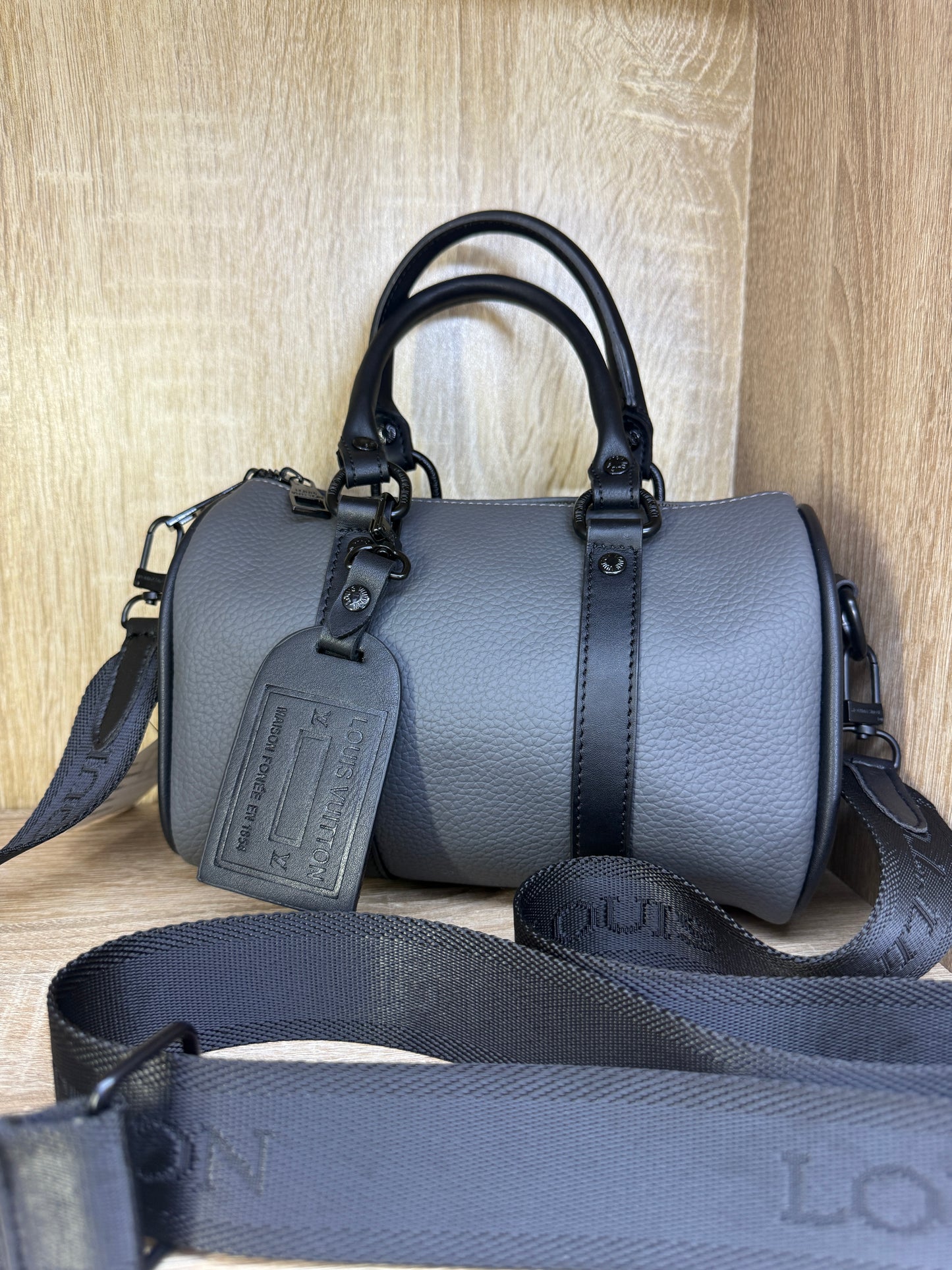 SAC LV HOMMES KEEPALL GRIS