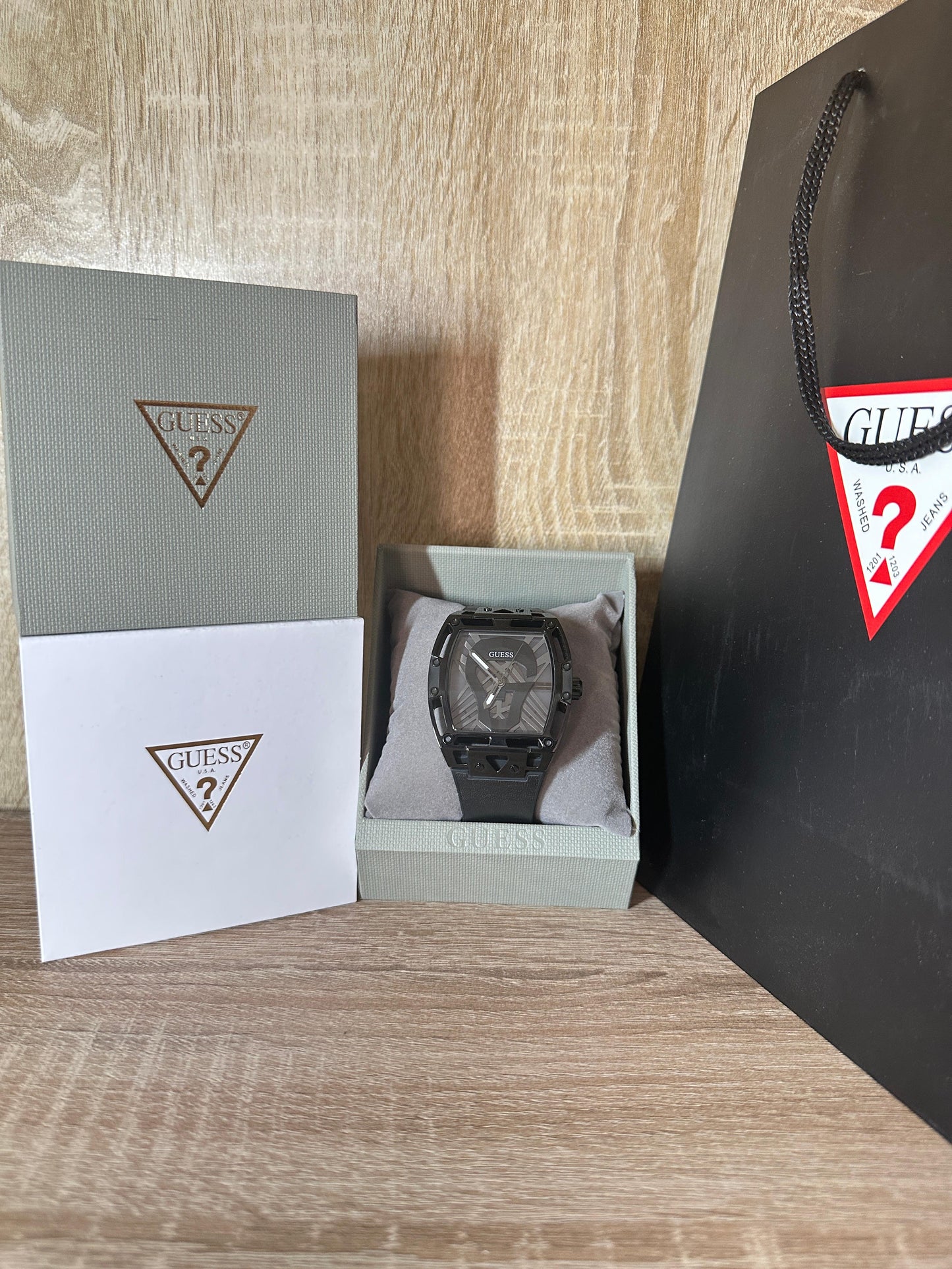 GUESS FULL BLACK MASTER QUALITÉ FULL PACK