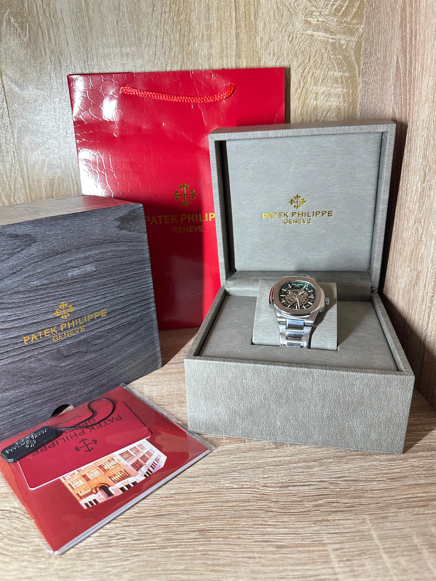 PATEK PHILIPPE ACIER AUTOMATIC COFFRET