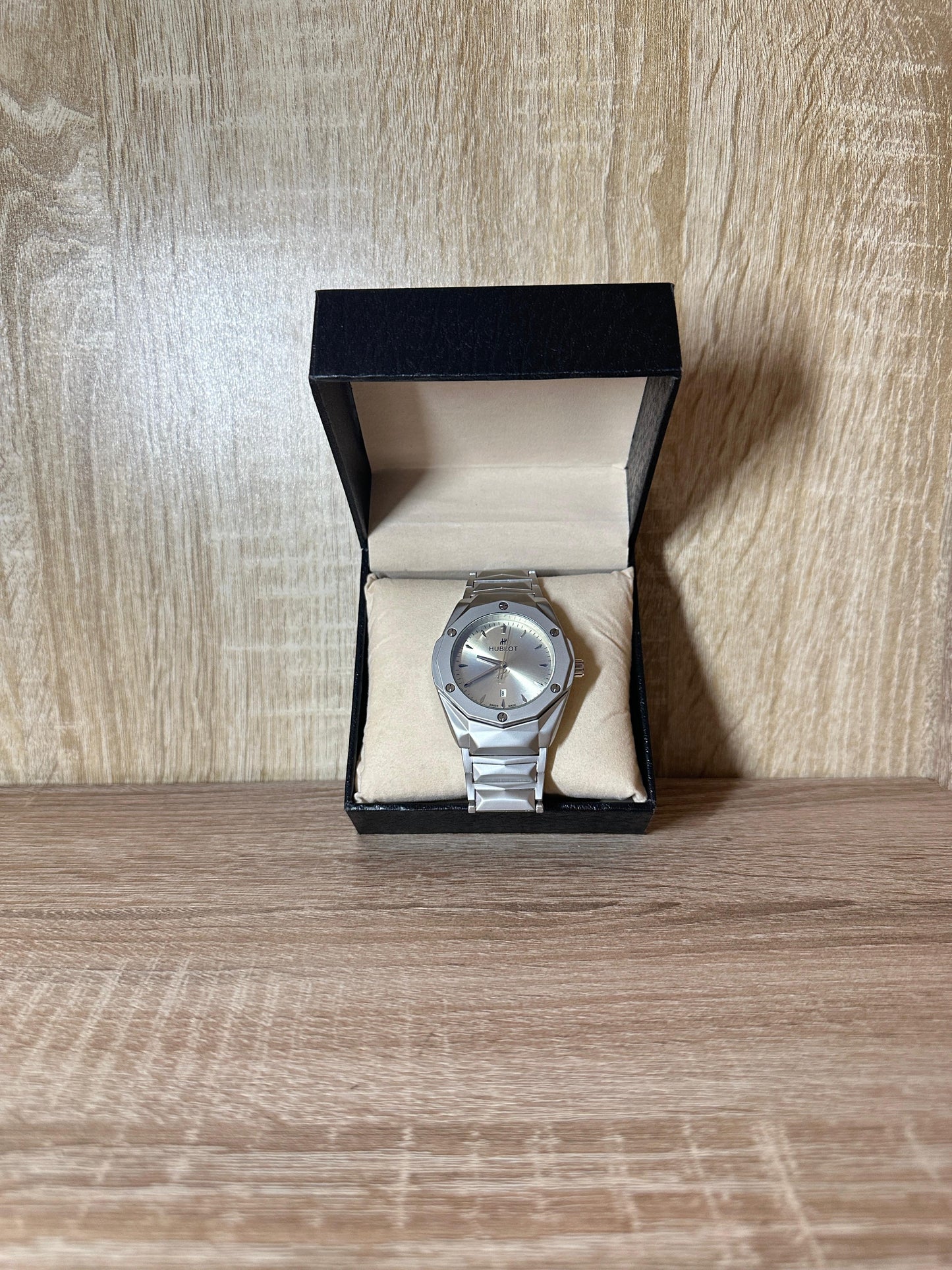HUBLOT ACIER BOITE SIMPLE