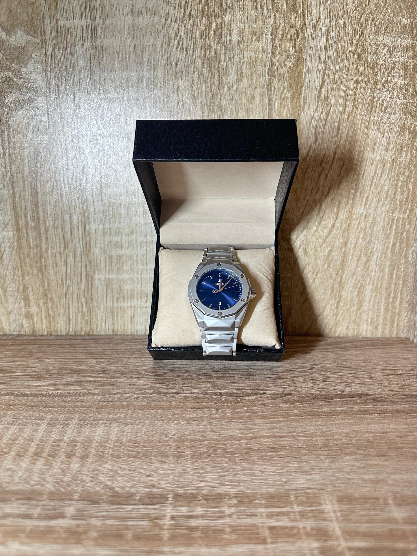 HUBLOT ACIER BOITE SIMPLE
