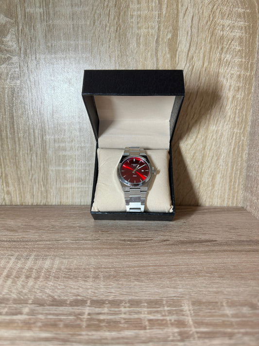 TISSOT ACIER HOMMES TABLEAU ROUGE