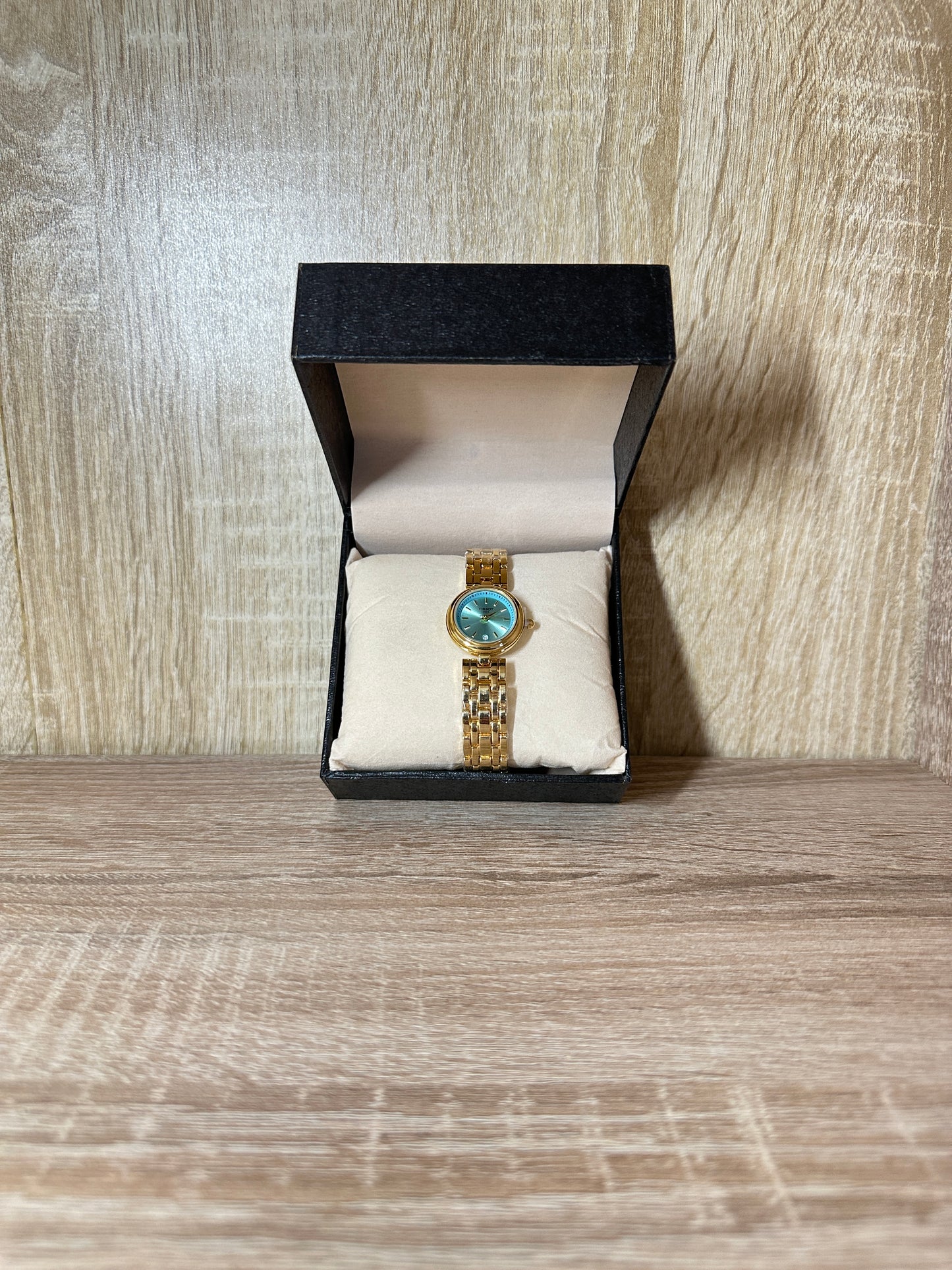 TISSOT FEMMES BOITE SIMPLE