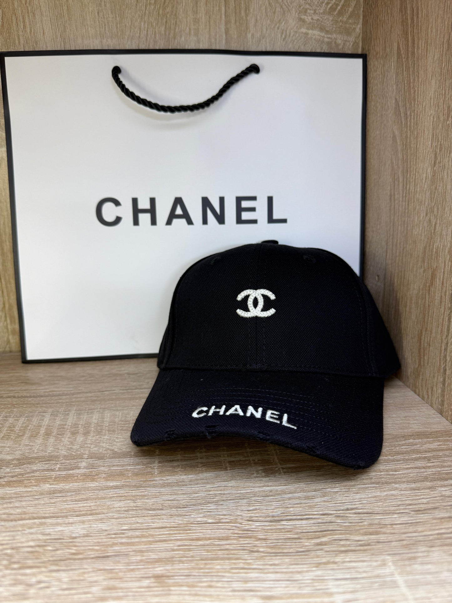 CASQUETTE CHANEL 1 AVEC SACHET