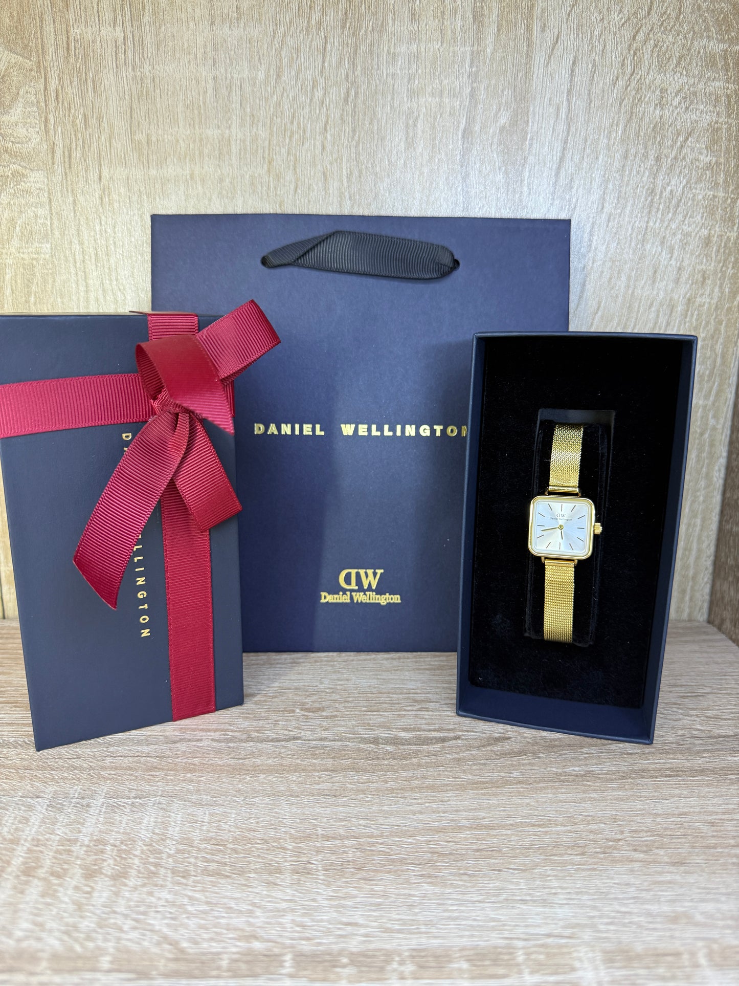 DW CARRE FEMMES FULL PACK