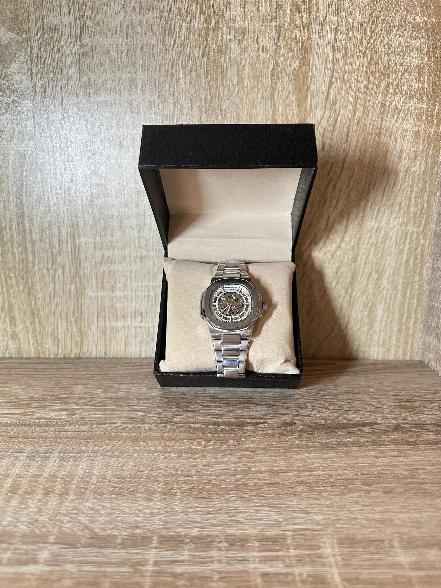 PATEK PHILIPPE AUTOMATIQUE BOITE SIMPLE