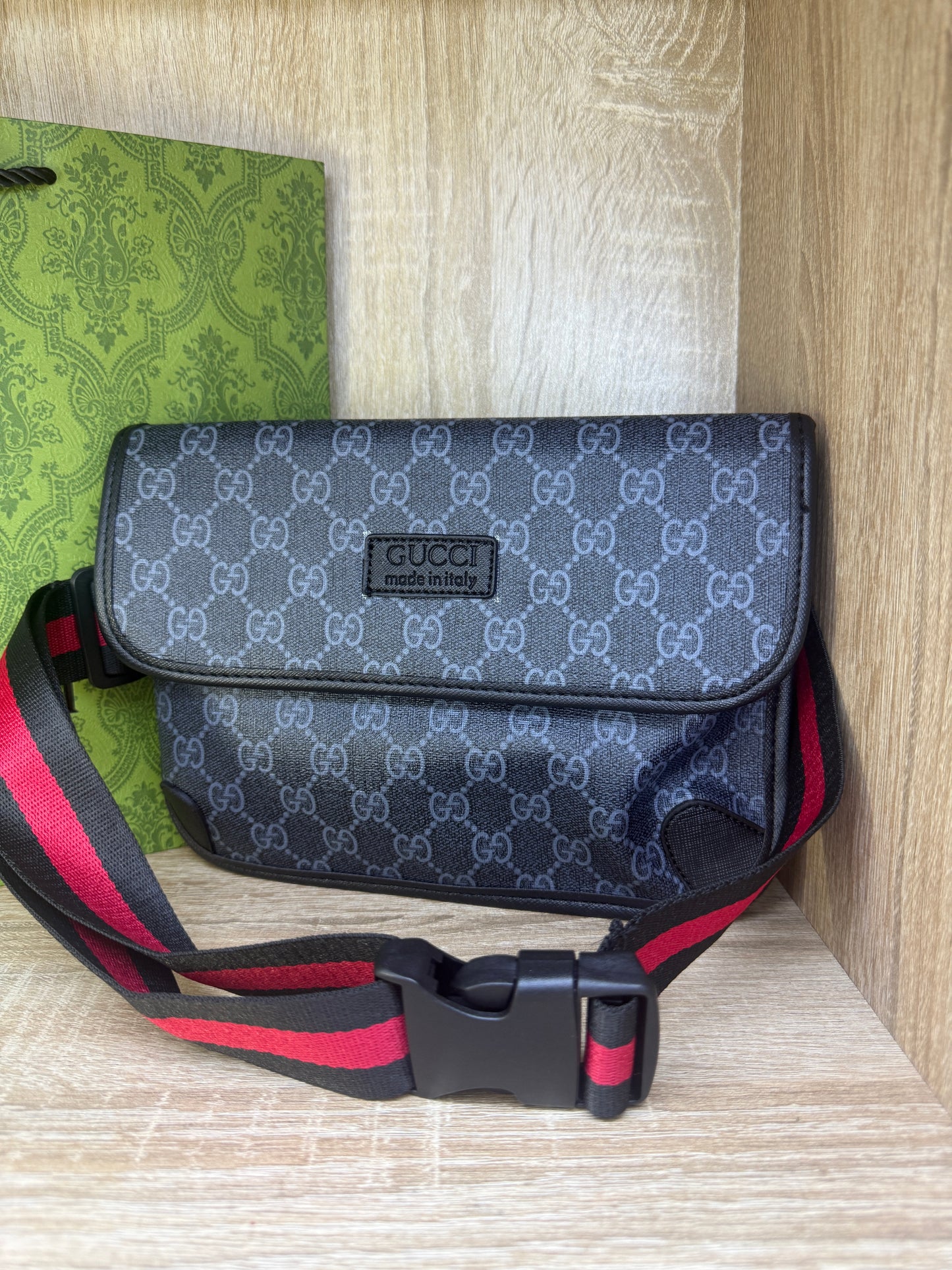 SAC GUCCI HOMMES 2026 AVEC SACHETS