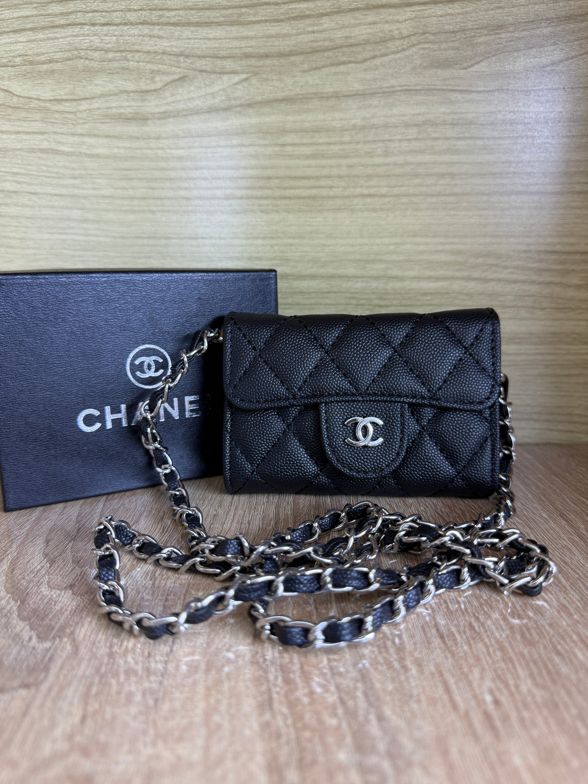 POCHETTE CHANEL SEMI PETITE TAILLE AVEC BANDOULIÈRE