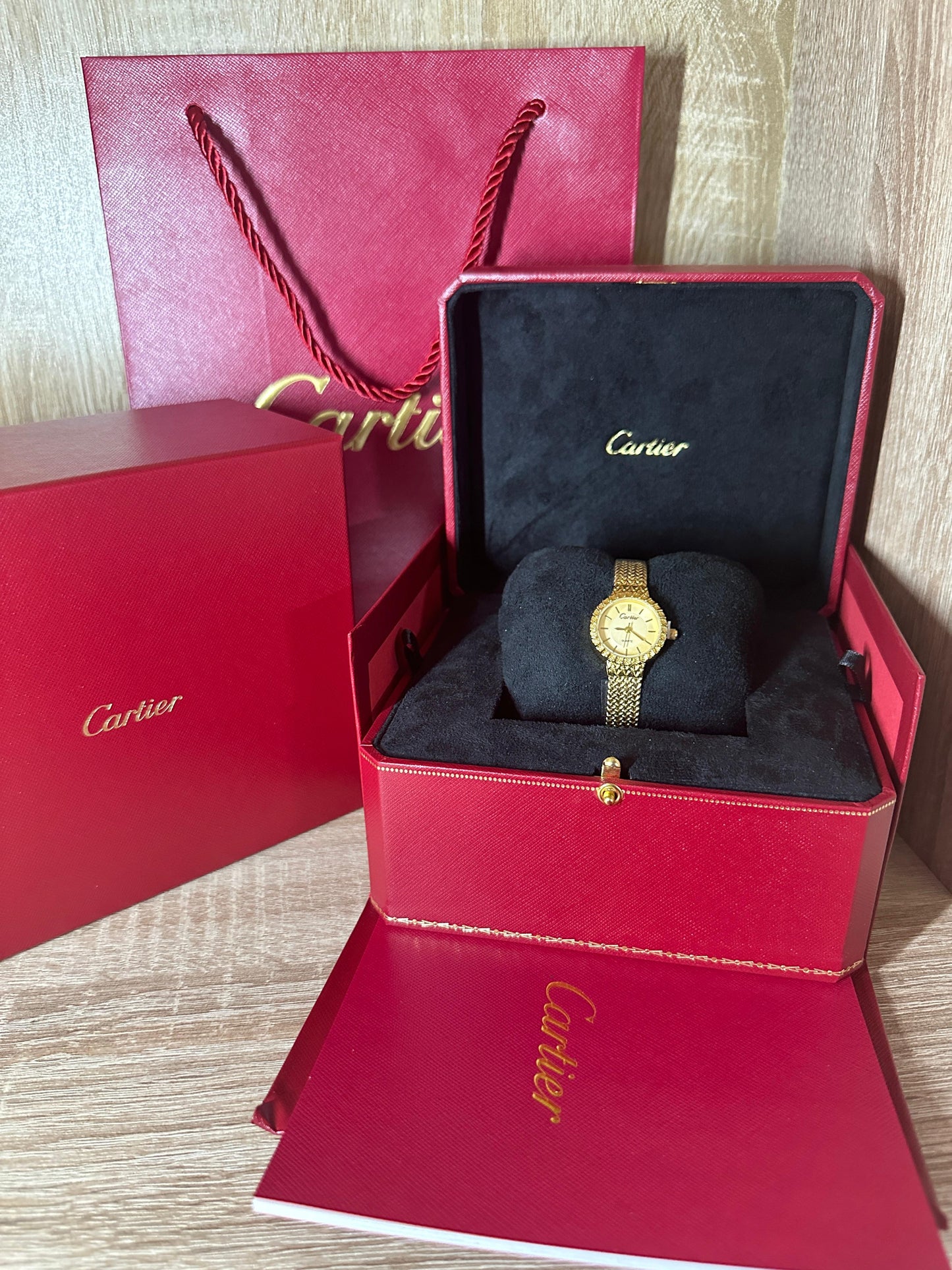 CARTIER BRACELET FEMMES 2025 COFFRET