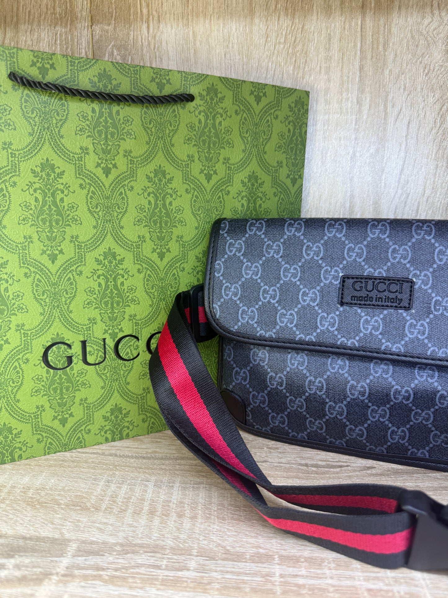 SAC GUCCI HOMMES 2026 AVEC SACHETS