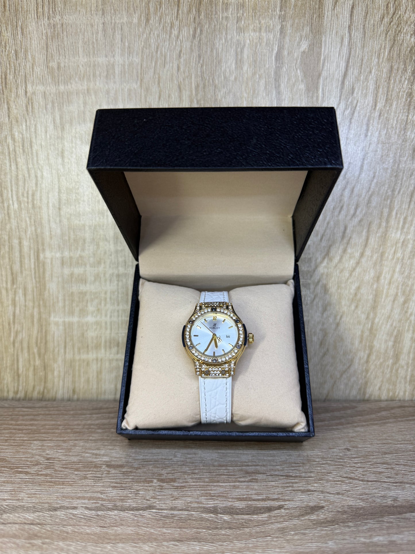 HUBLOT FEMMES BOITE SIMPLE