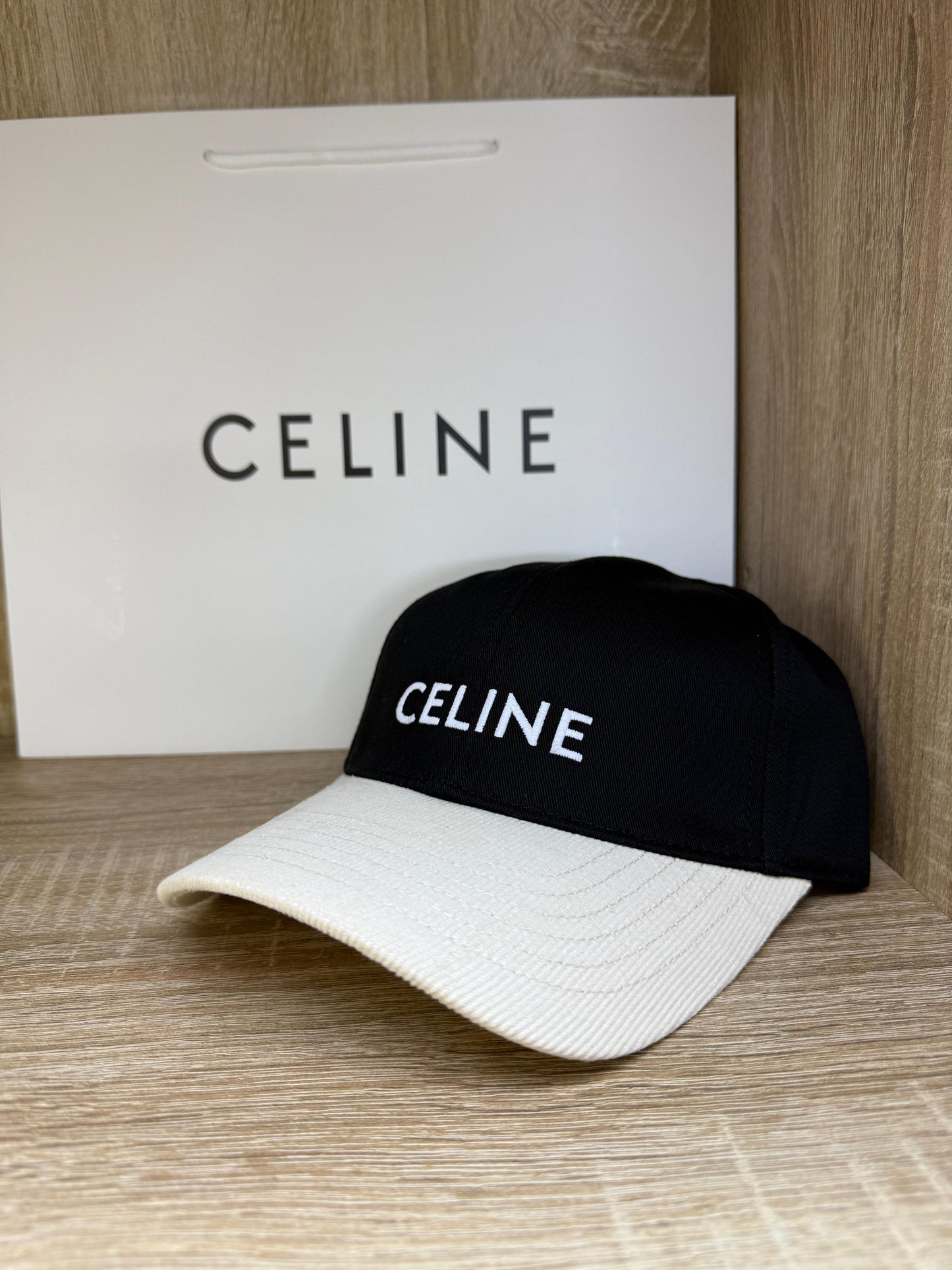 CASQUETTE CELINE 1 AVEC SACHET