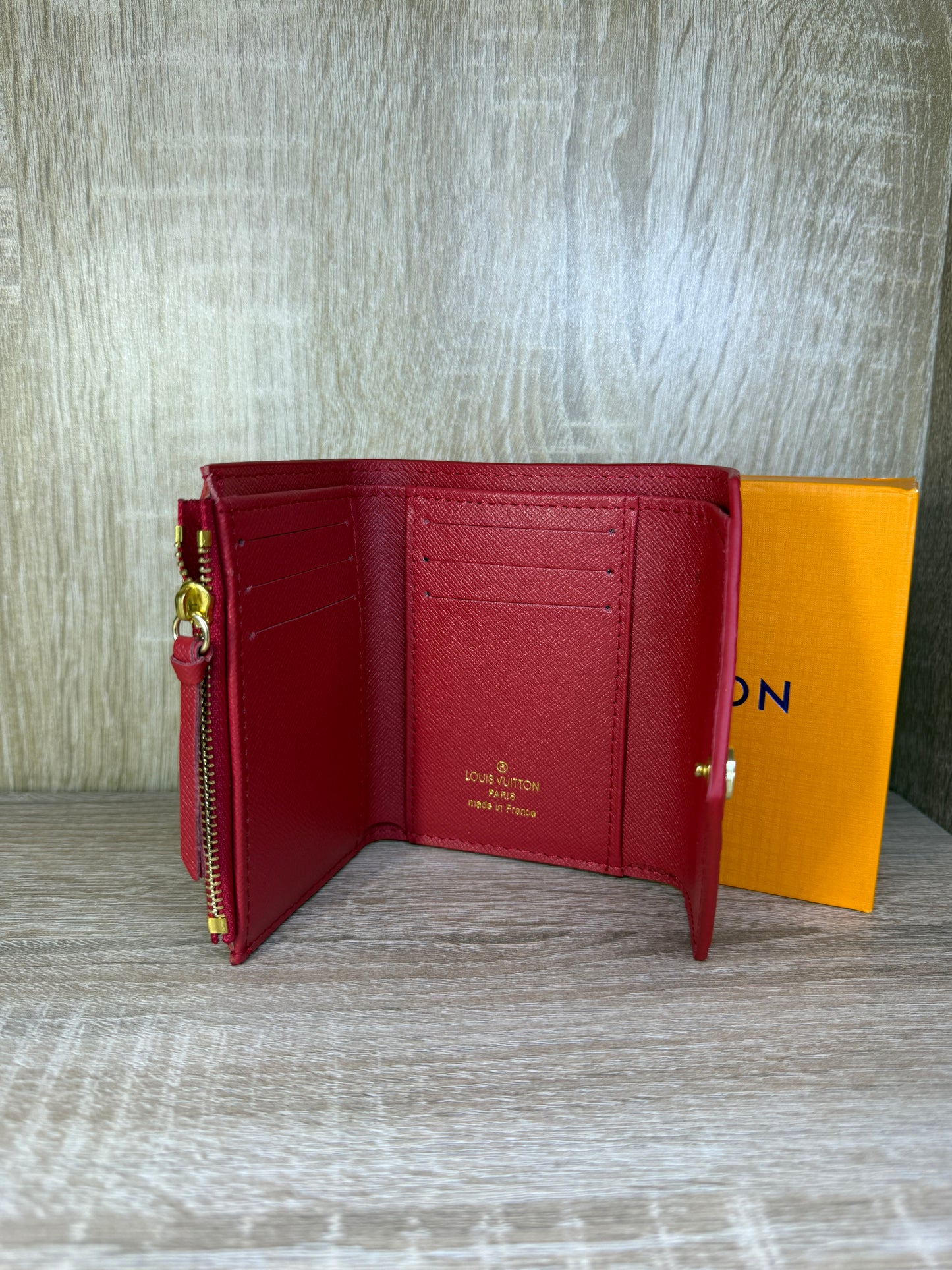 PORTE MONNAIE FEMMES LV V FULL RED