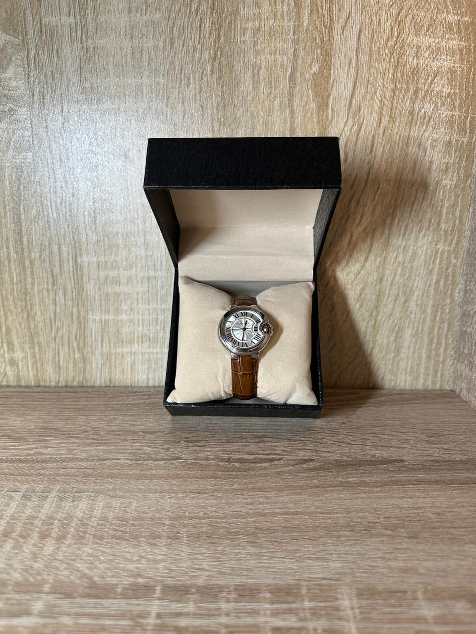 CARTIER CUIR UNISEX BOUTON BOITE SIMPLE