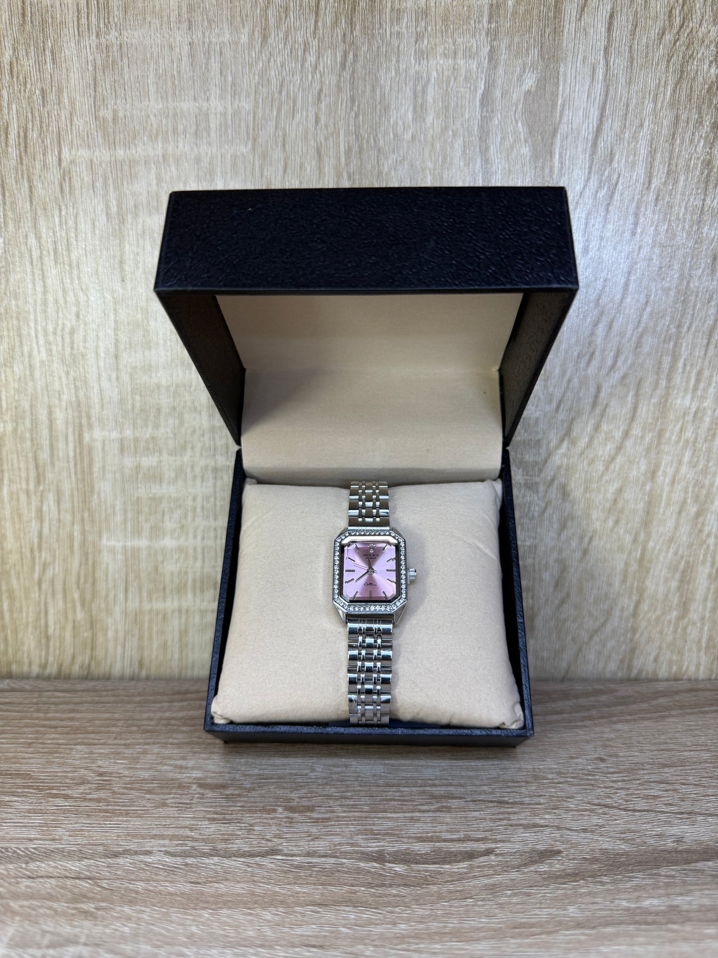 ROLEX FEMMES RECTANGULAIR GRIS ROSE DIAMONDS BOITE SIMPLE