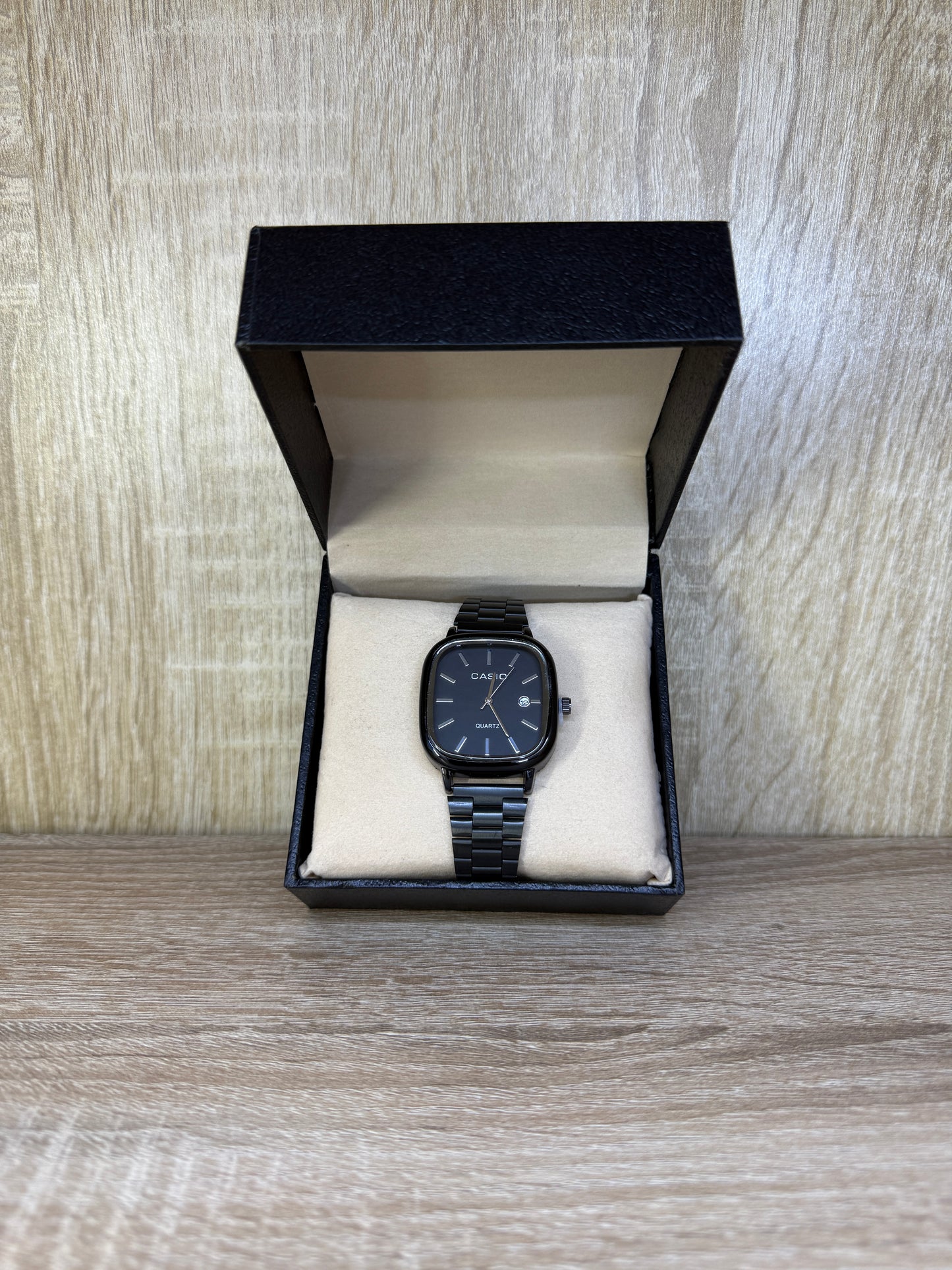 CASIO HOMMES CARRÉ ACIER