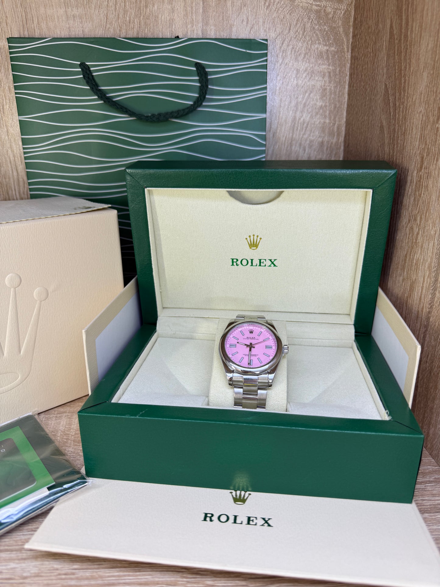 ROLEX 36MM FEMMES AVEC COFFRET