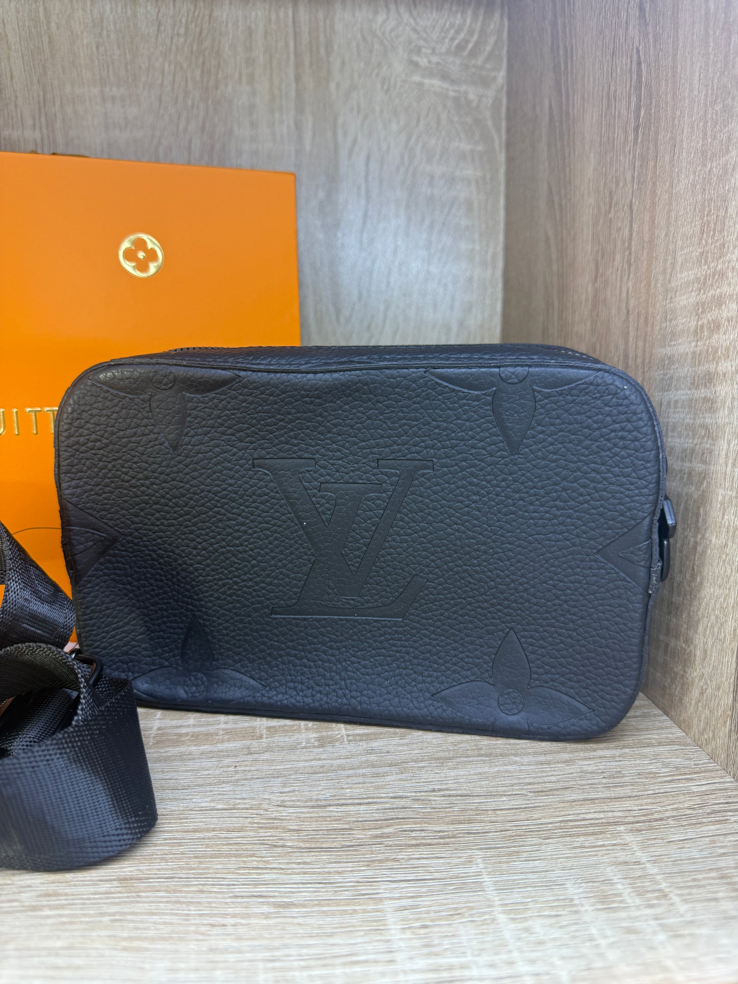 SAC LV HOMMES NEW GRANDE ETOILE AVEC PACKAGING