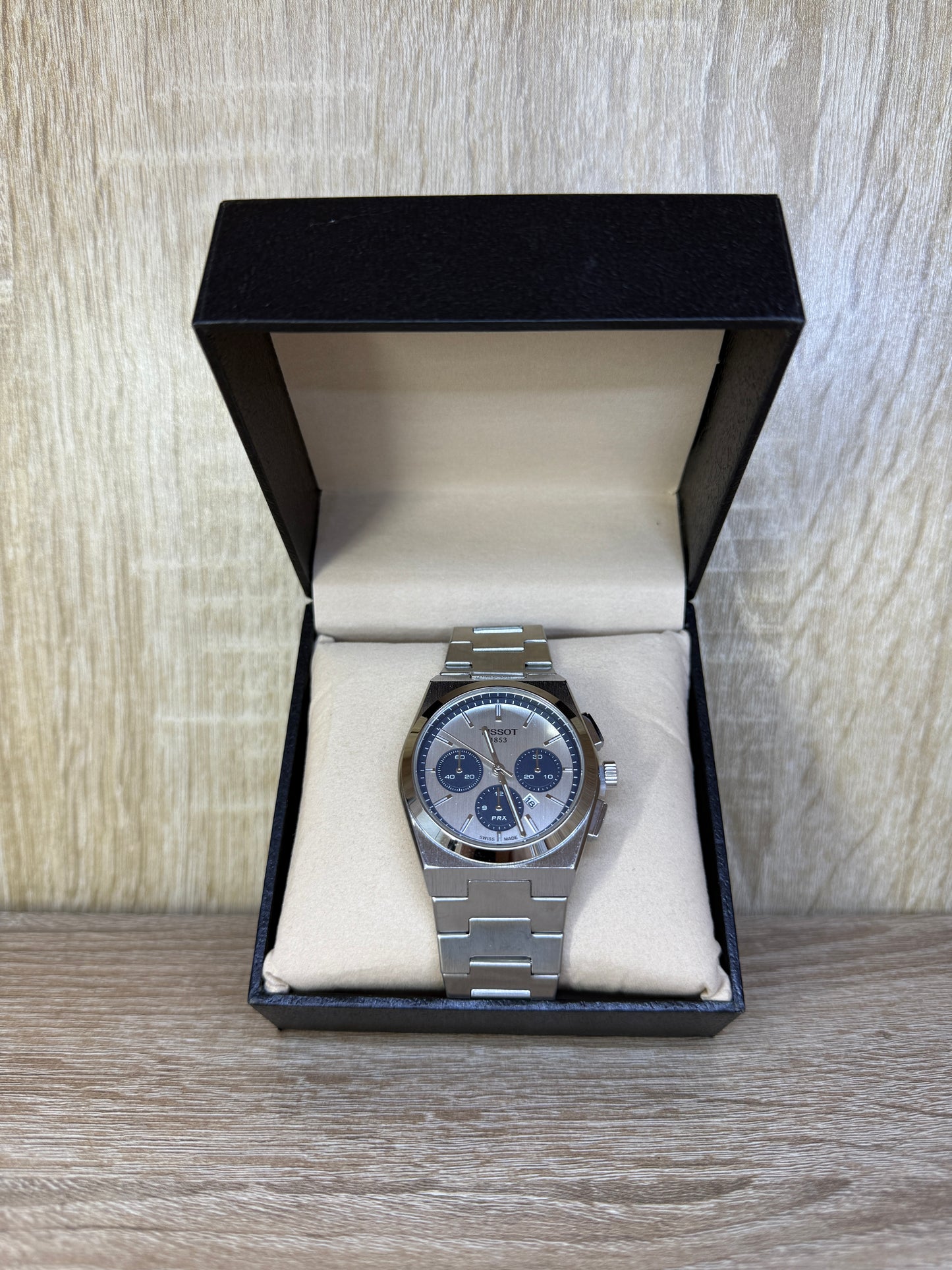 TISSOT CHRONOGRAPHE BOITE SIMPLE